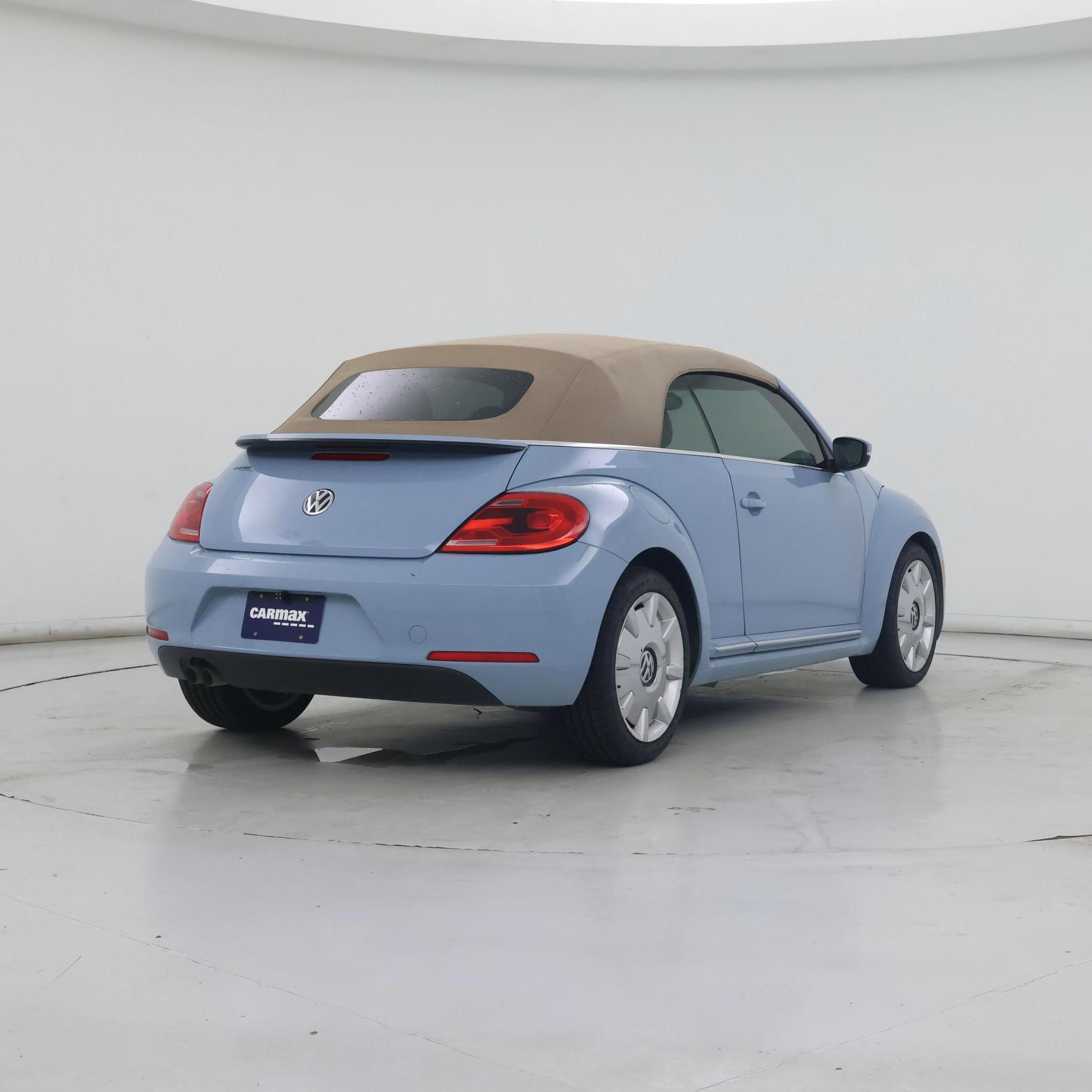 Thumbnail: 2014 Volkswagen Beetle - 8