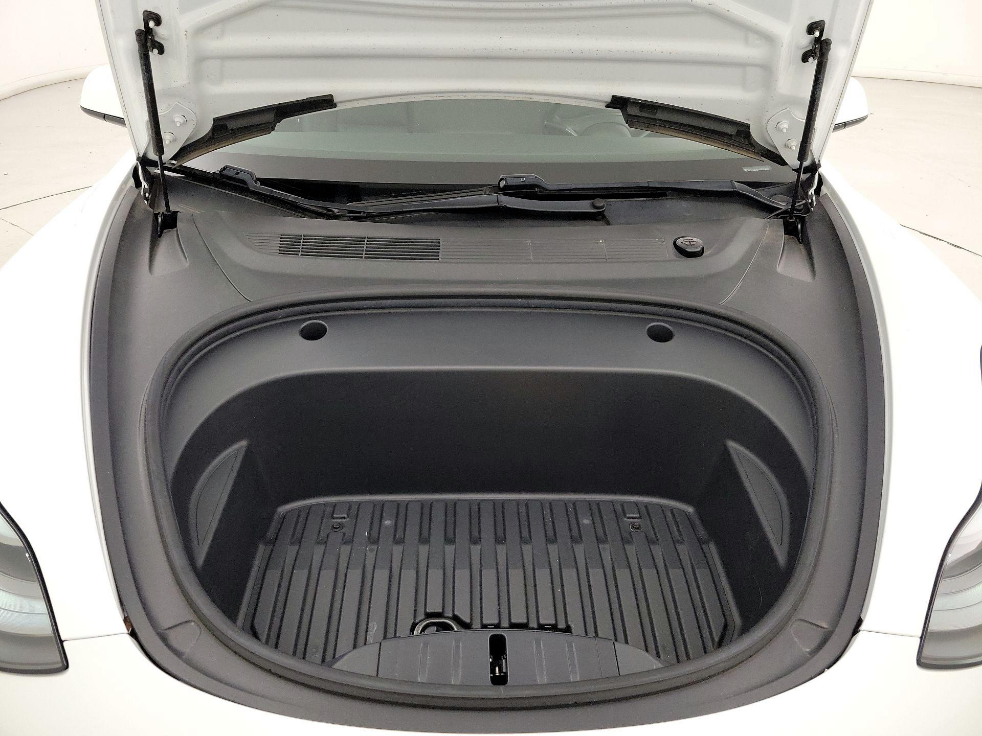 Thumbnail: 2021 Tesla Model 3 - 20