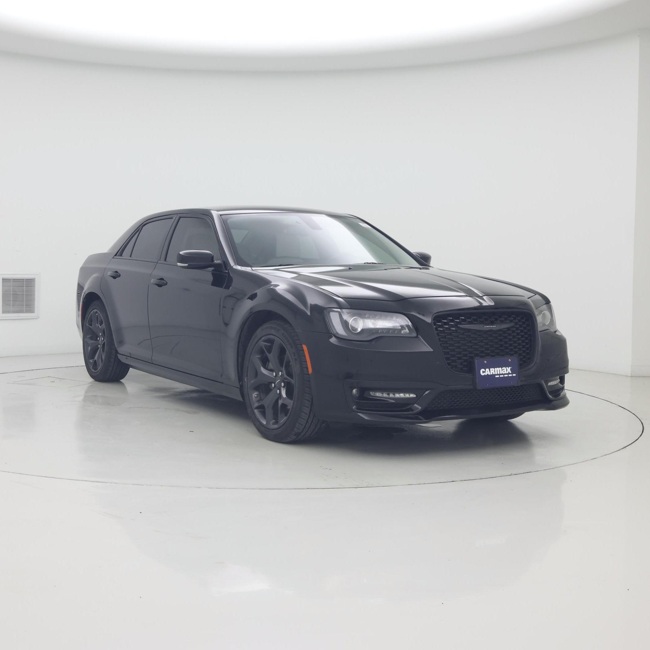 Black 2022 Chrysler 300 Sedan Rear-Wheel Drive Automatic