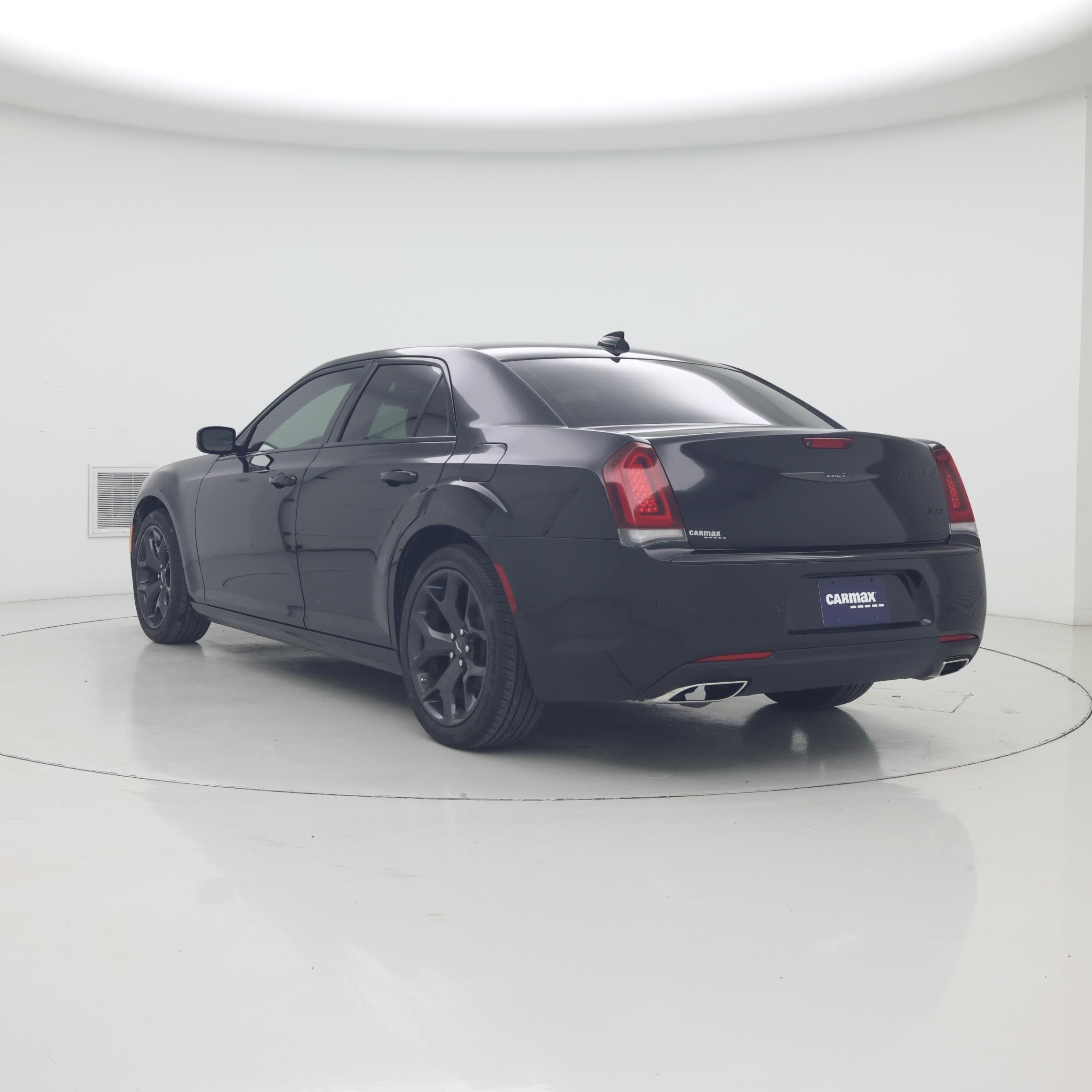 Thumbnail: 2022 Chrysler 300 - 2