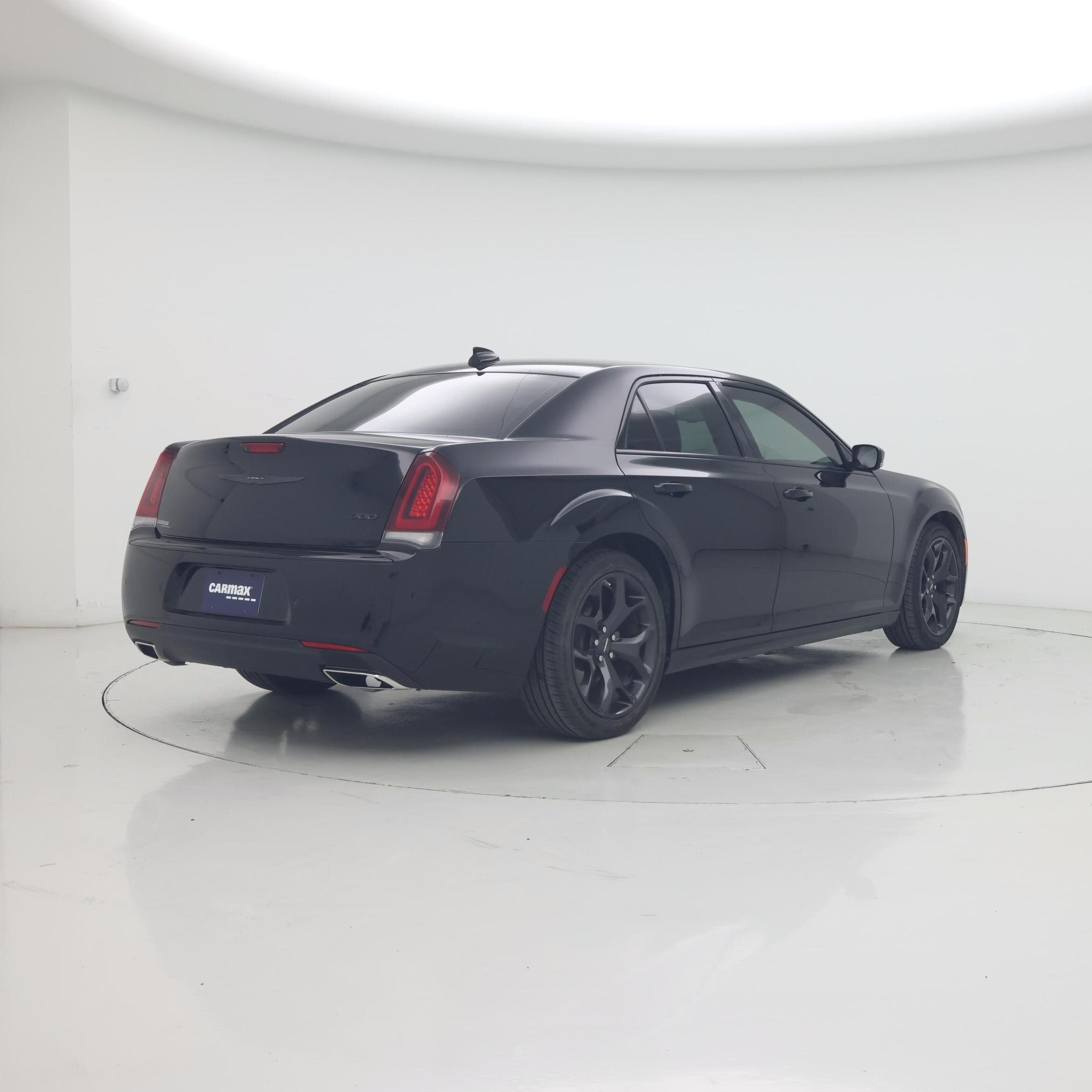 Thumbnail: 2022 Chrysler 300 - 8