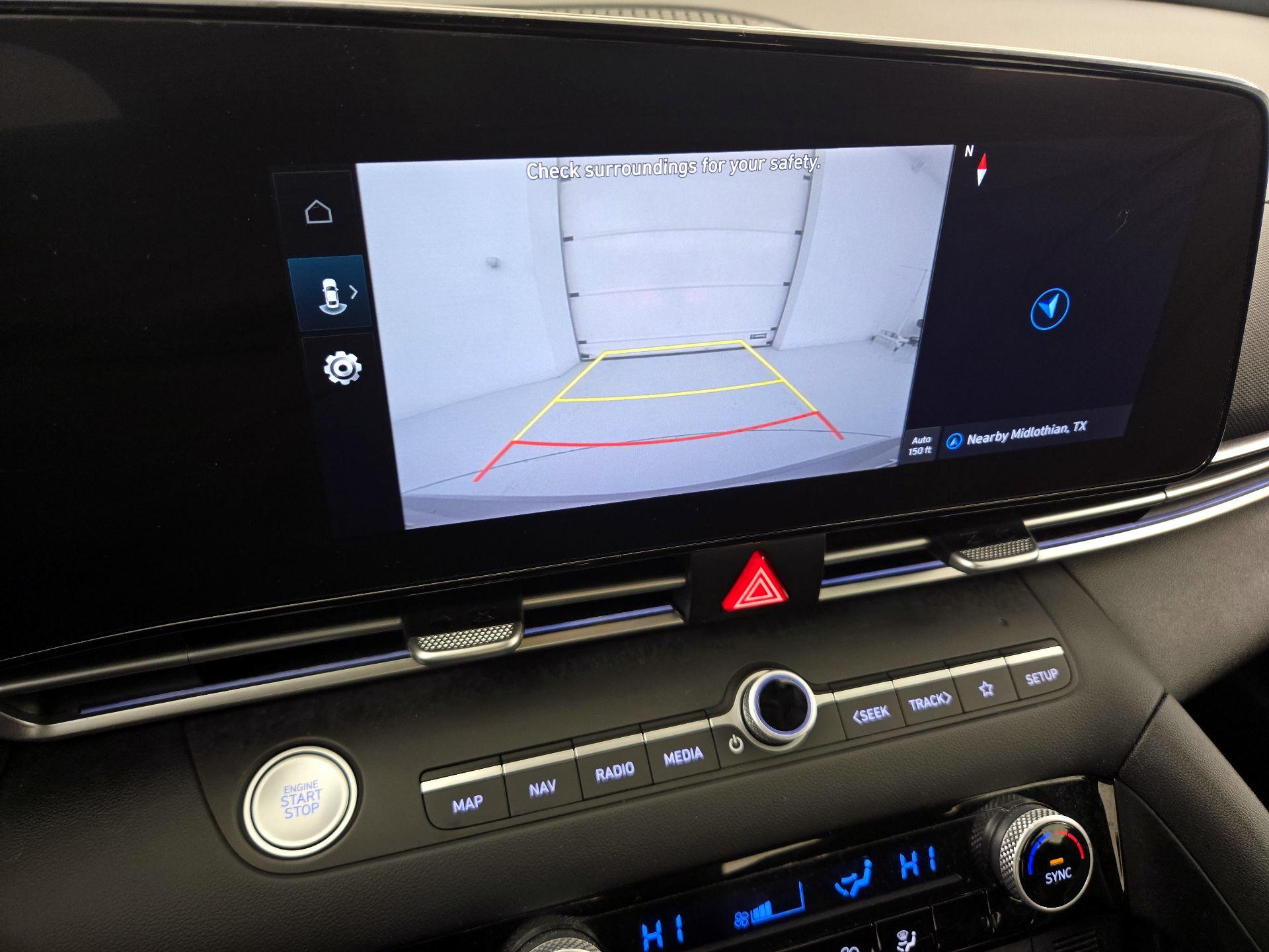 Thumbnail: 2024 Hyundai Elantra - 14