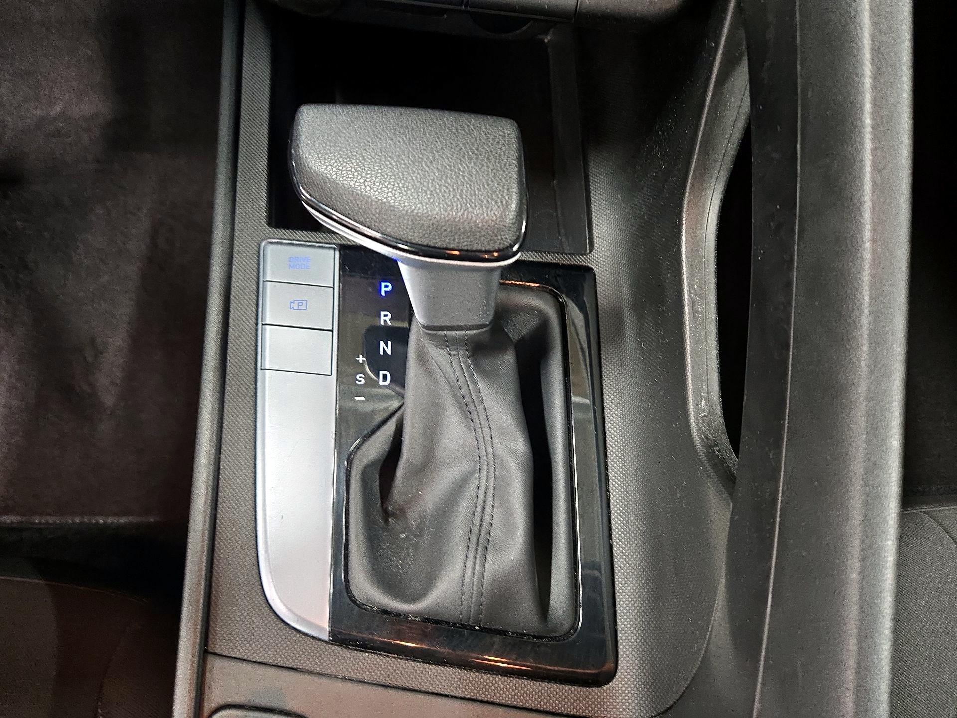 Thumbnail: 2024 Hyundai Elantra - 17