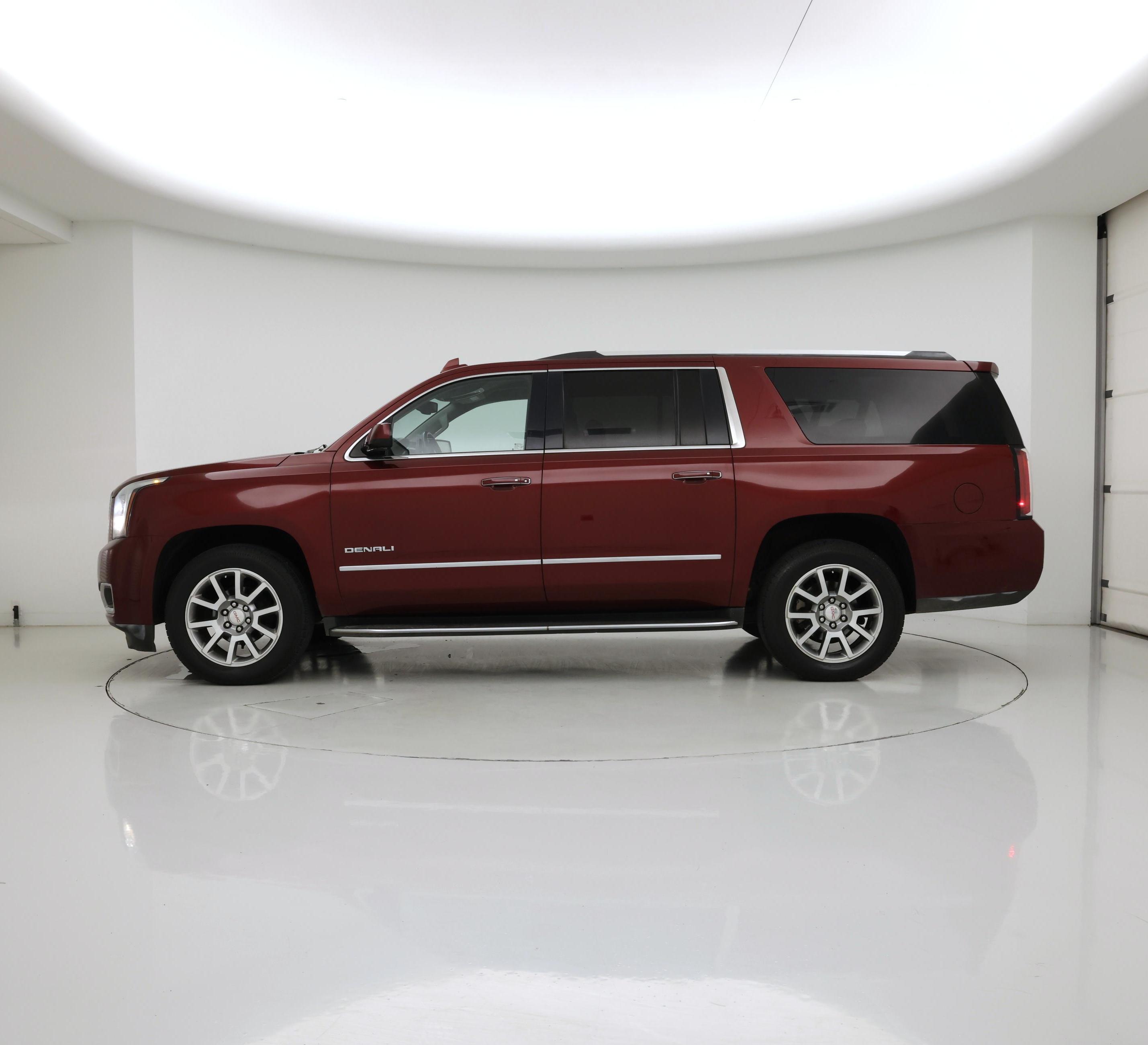Thumbnail: 2020 GMC Yukon XL - 3