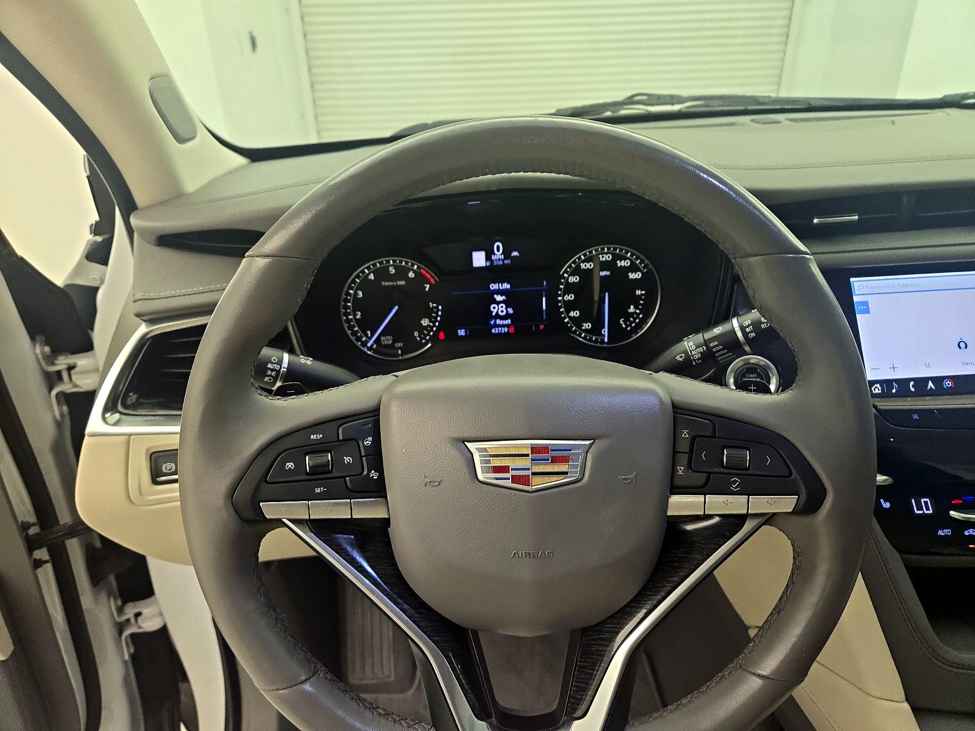 Thumbnail: 2020 Cadillac XT6 - 10