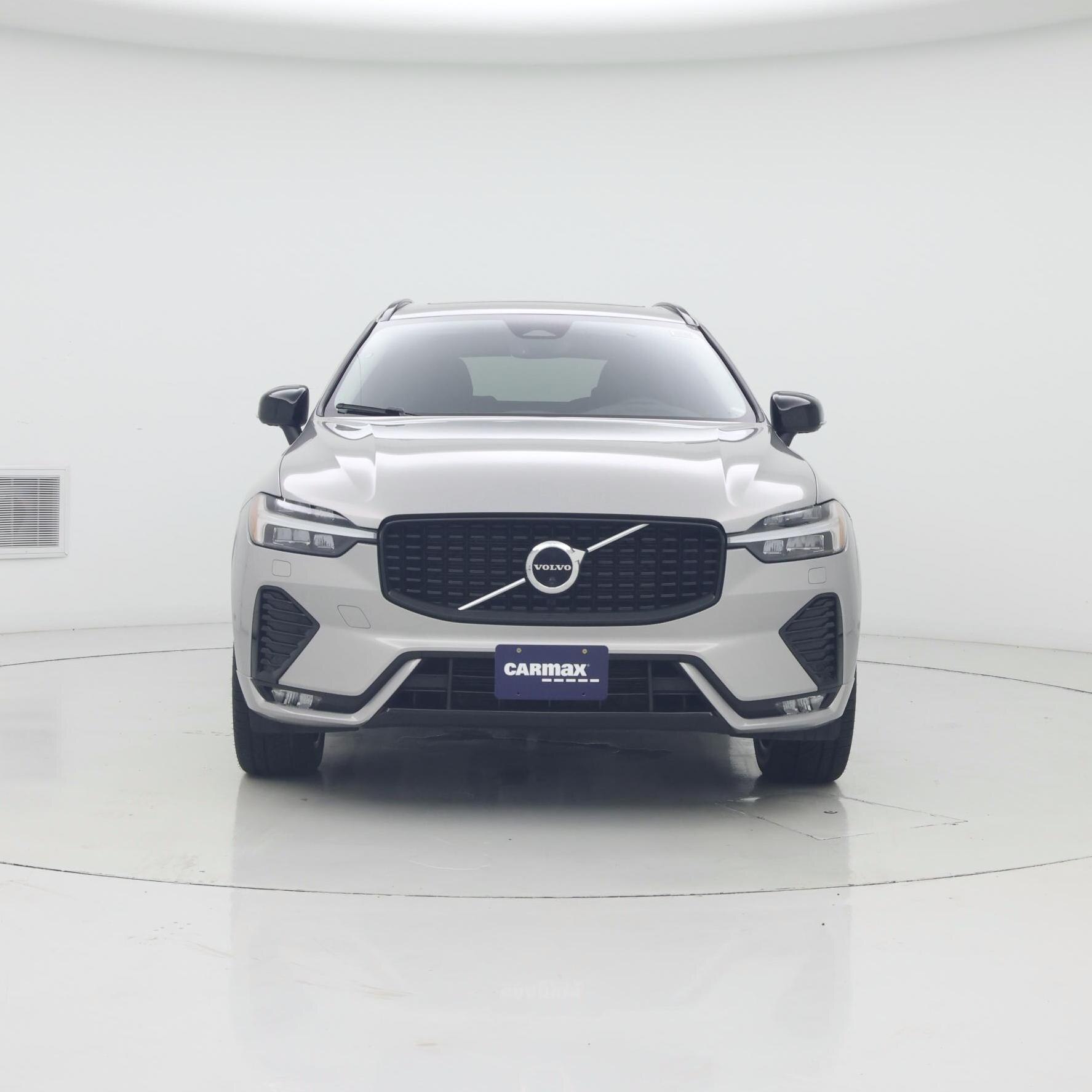 Thumbnail: 2023 Volvo XC60 - 5