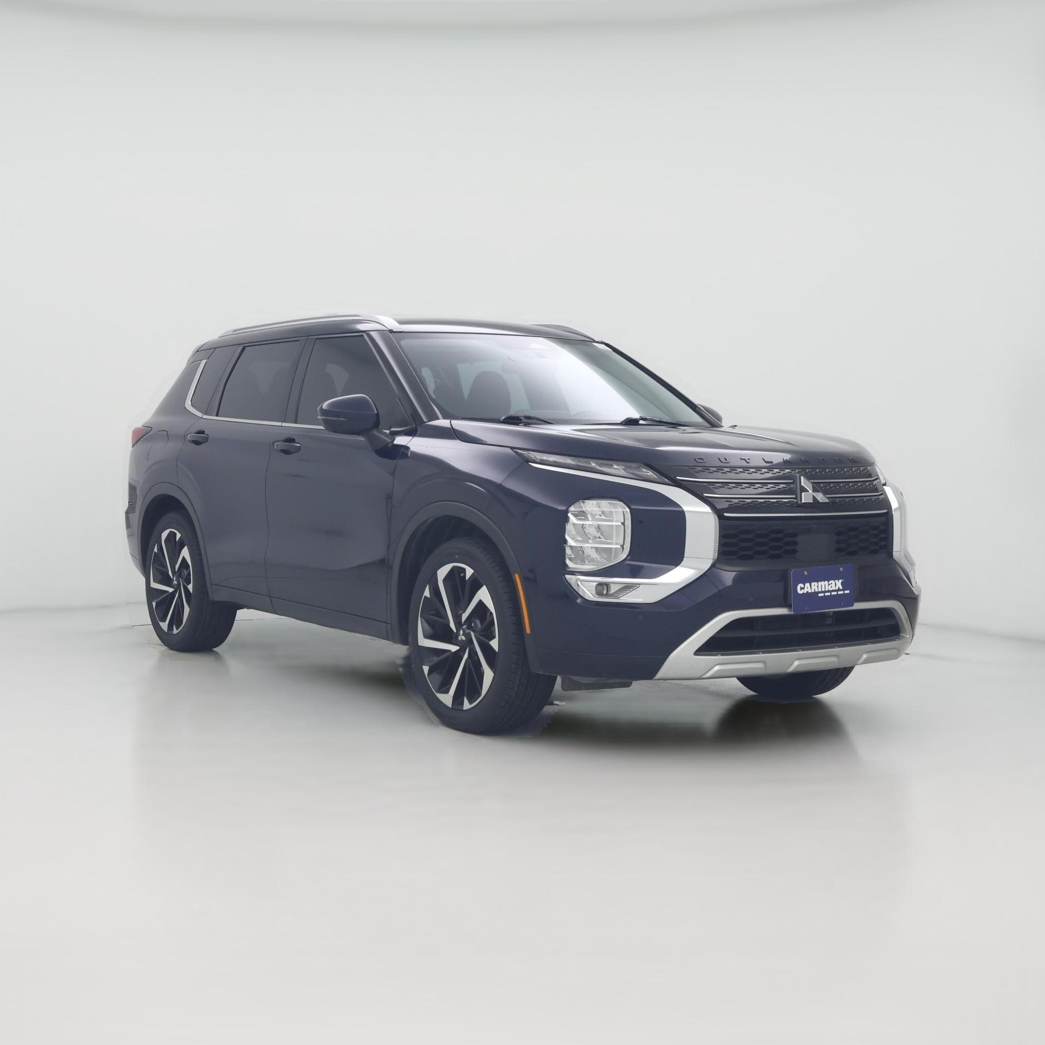 Thumbnail: 2023 Mitsubishi Outlander - 1