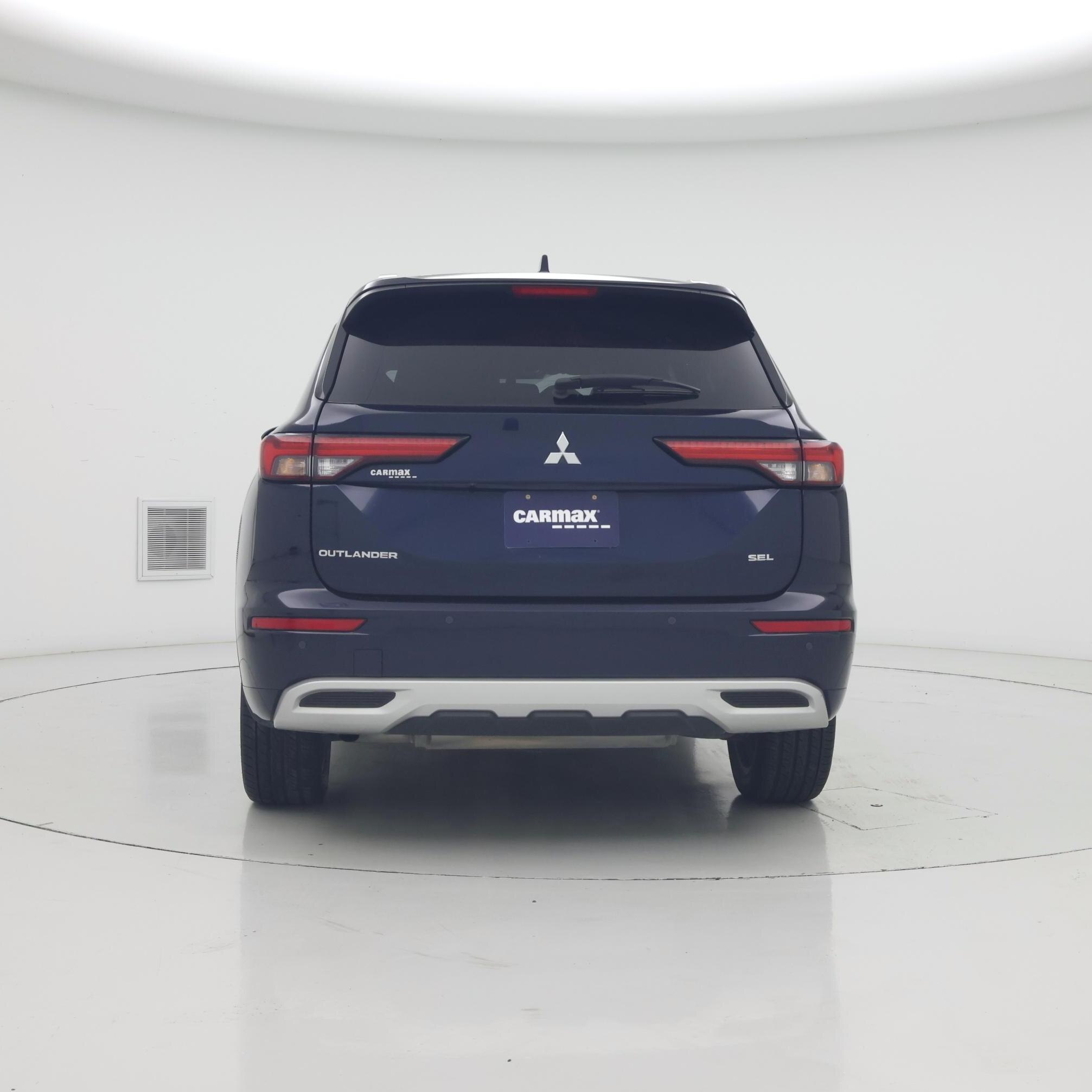 Thumbnail: 2023 Mitsubishi Outlander - 6