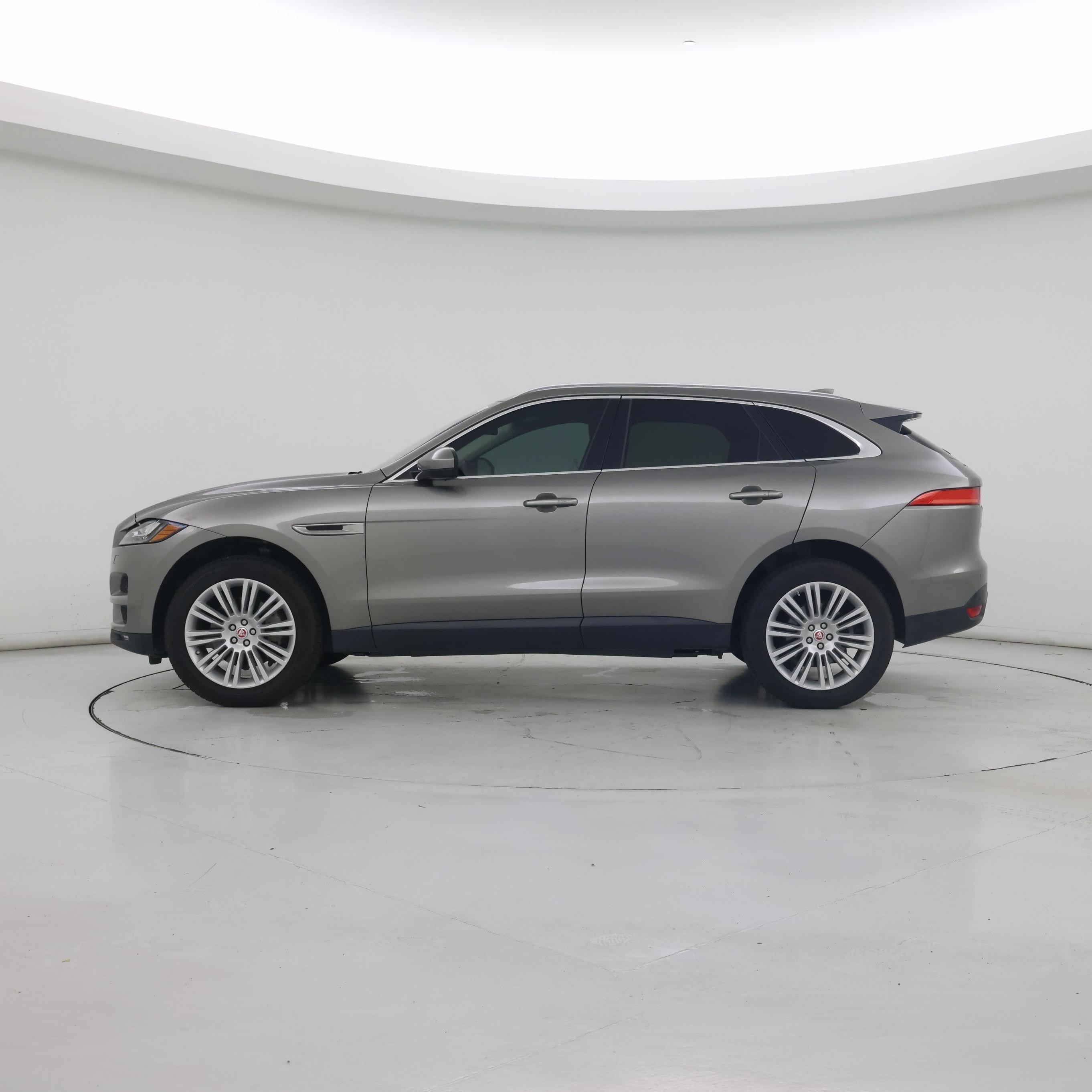 Thumbnail: 2018 Jaguar F-Pace - 3