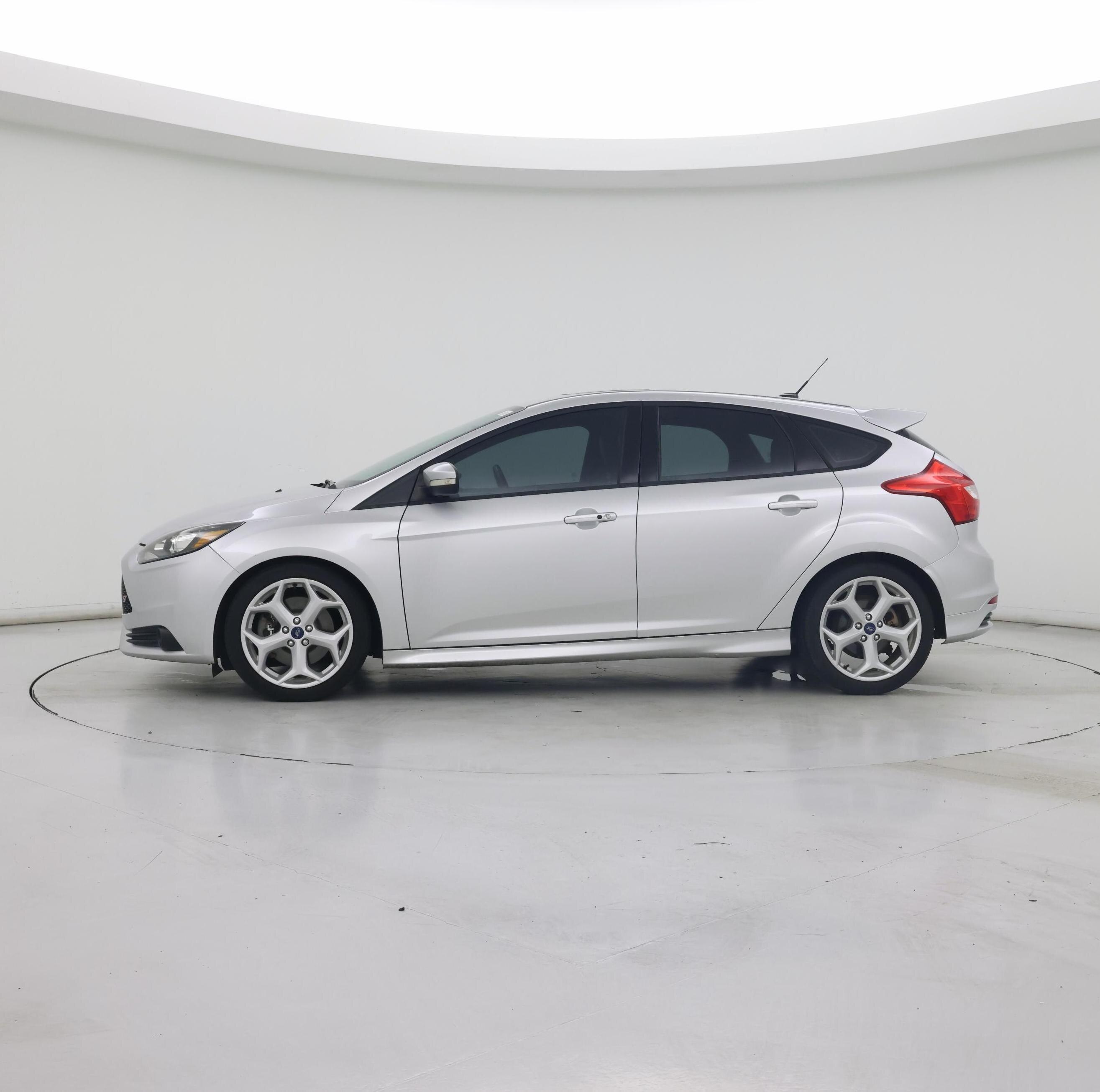 Thumbnail: 2014 Ford Focus - 3