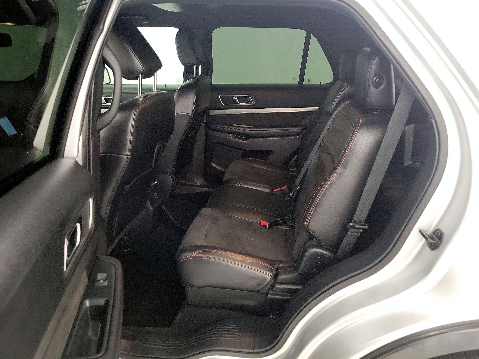 Thumbnail: 2019 Ford Explorer - 20