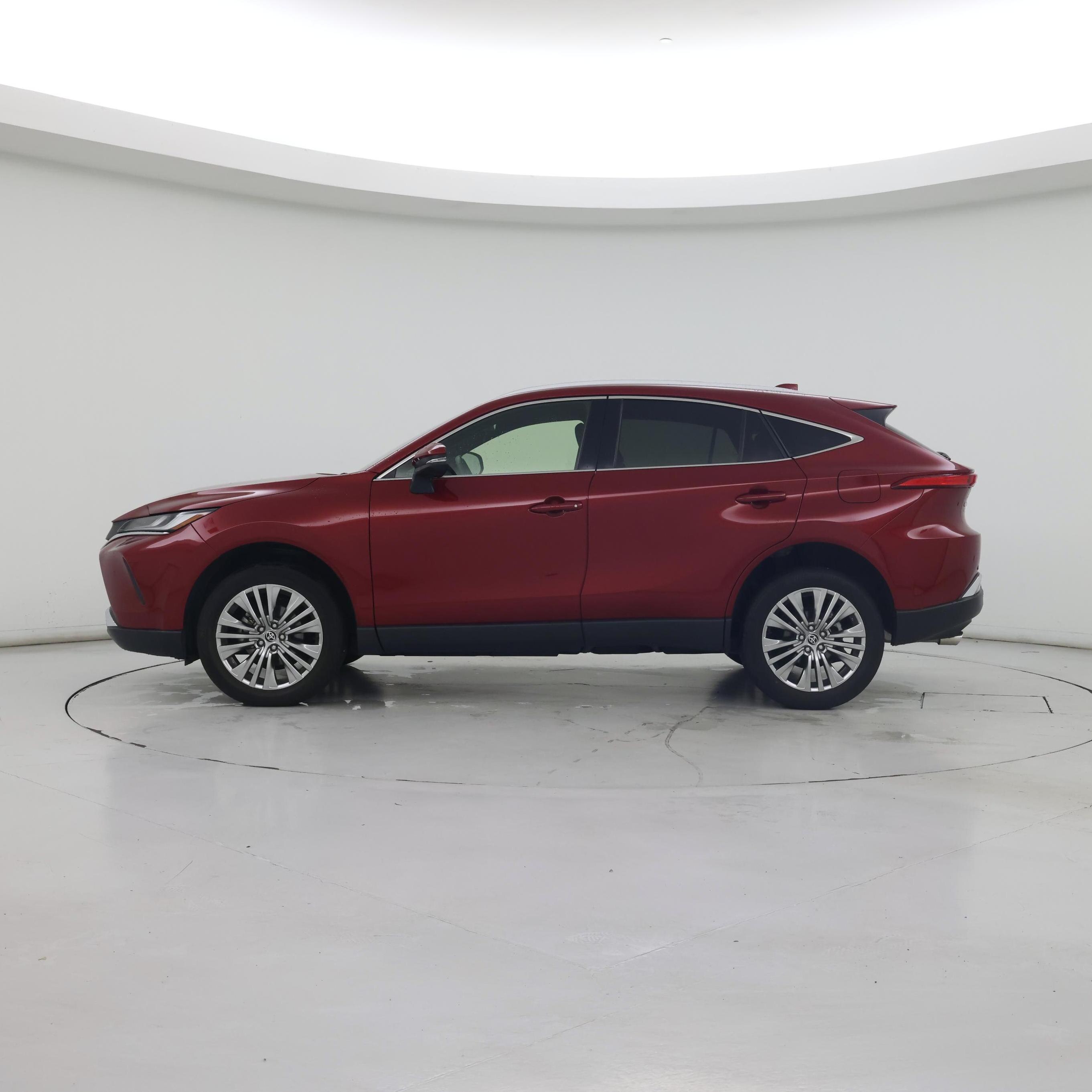 Thumbnail: 2022 Toyota Venza - 3