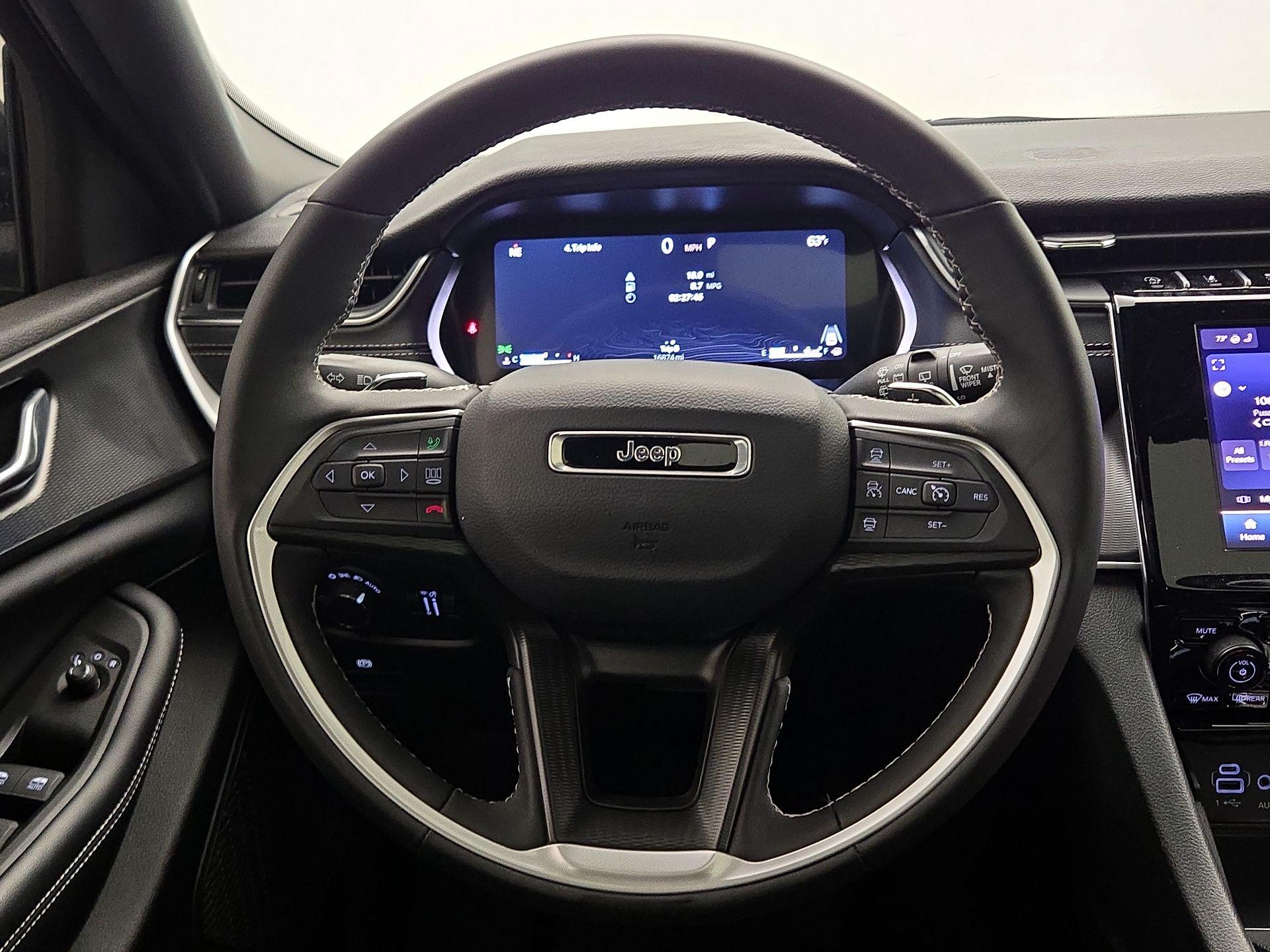 Thumbnail: 2025 Jeep Grand Cherokee - 10