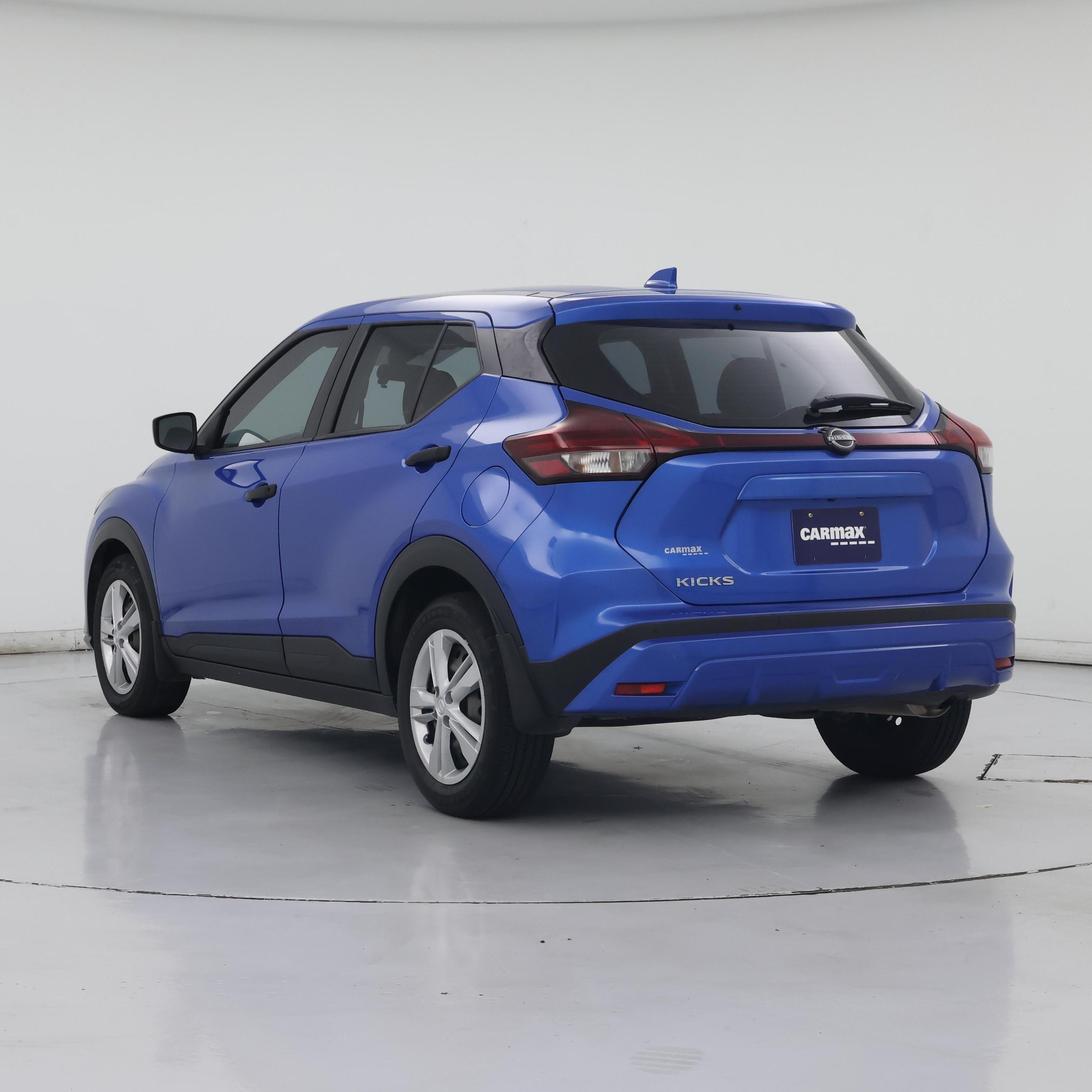 Thumbnail: 2023 Nissan Kicks - 2