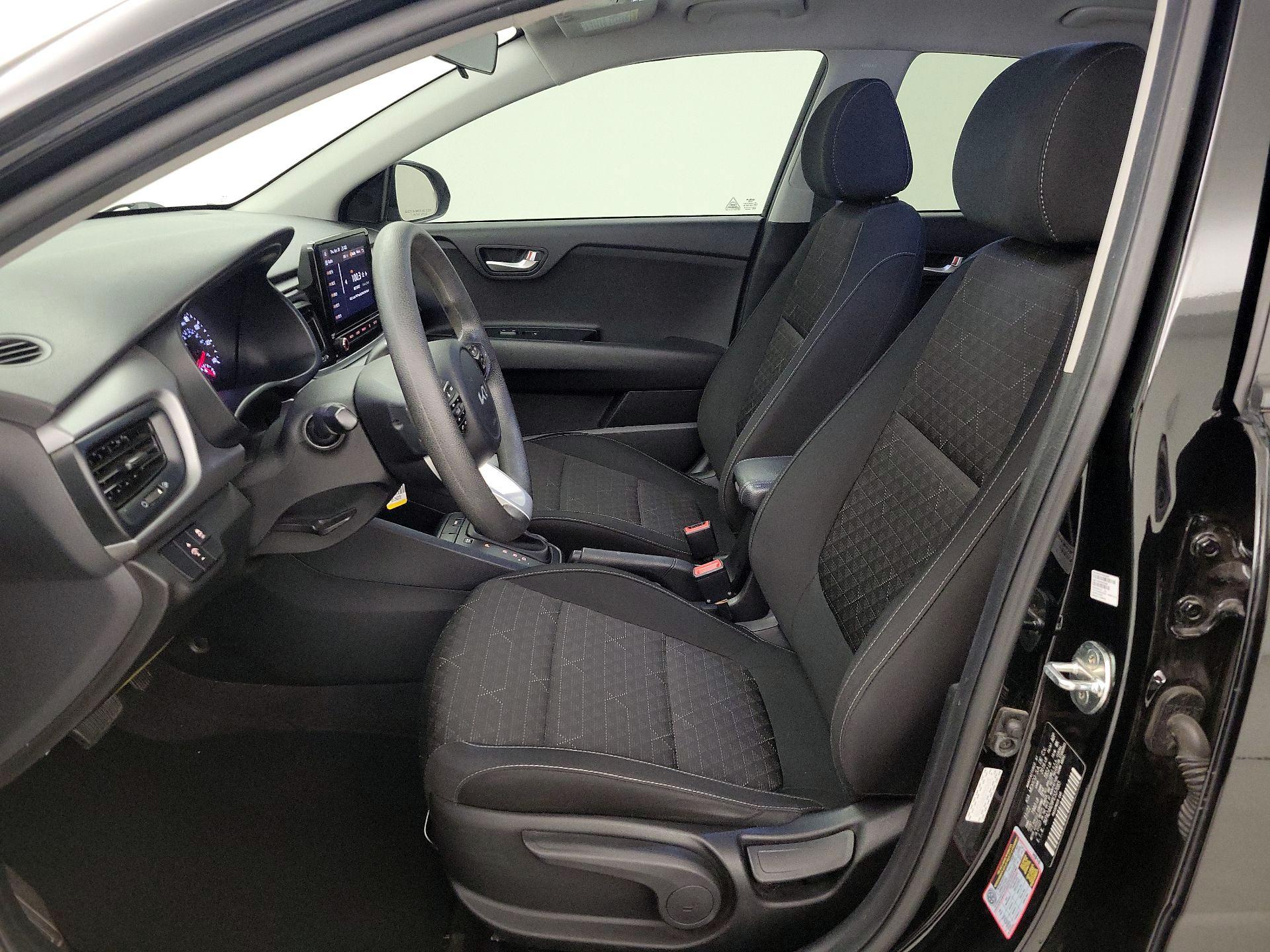 Thumbnail: 2023 Kia Rio - 11