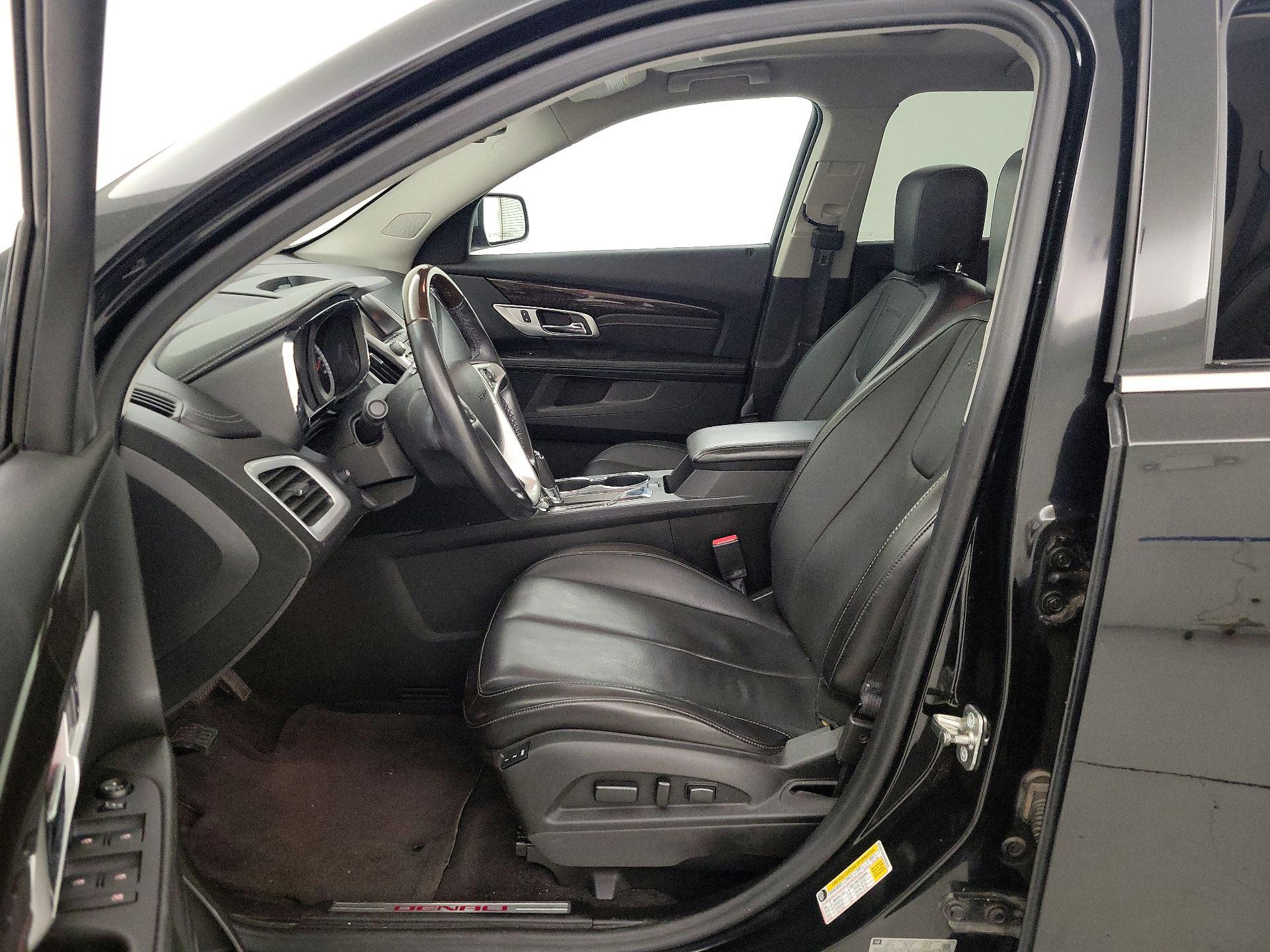 Thumbnail: 2016 GMC Terrain - 11
