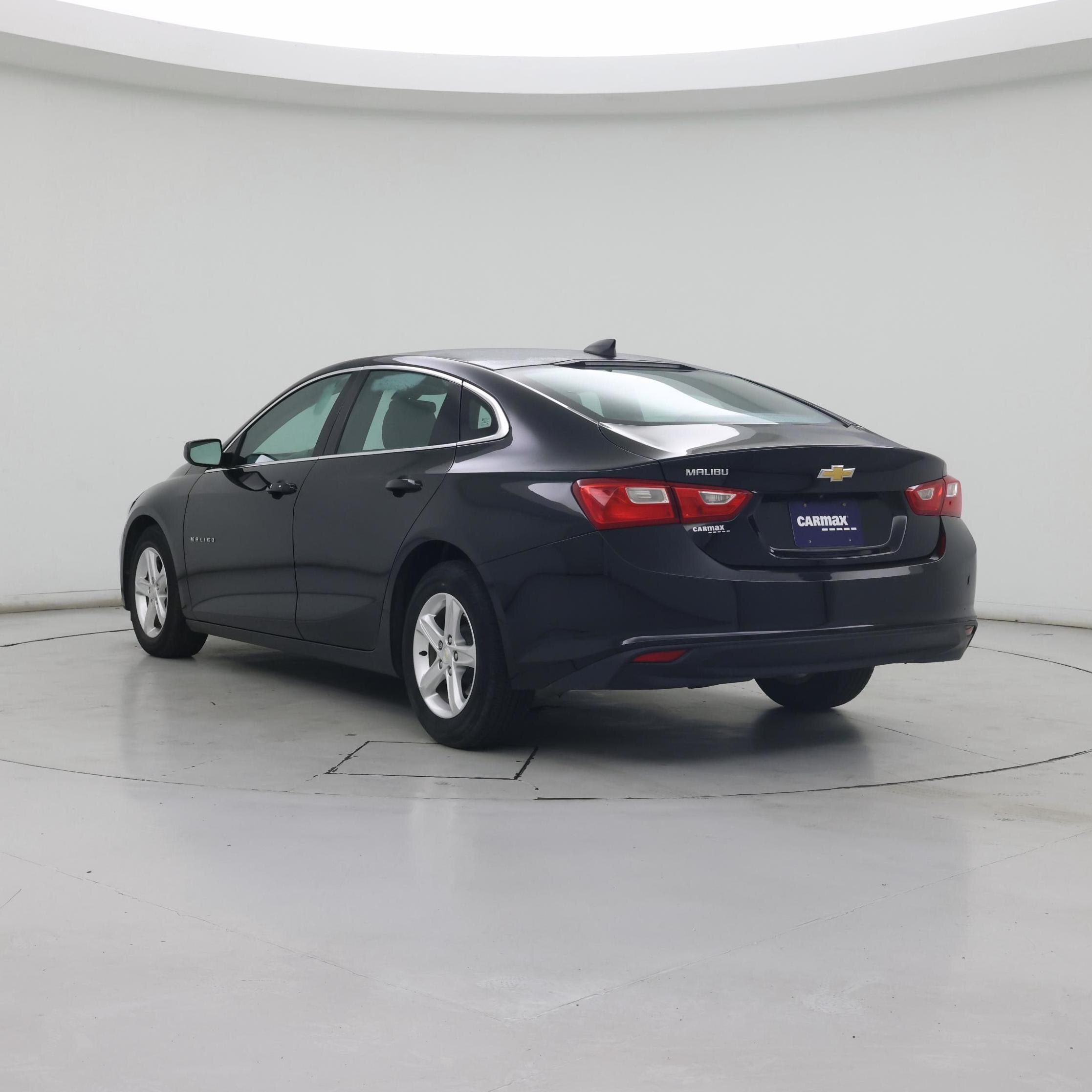 Thumbnail: 2022 Chevrolet Malibu - 2