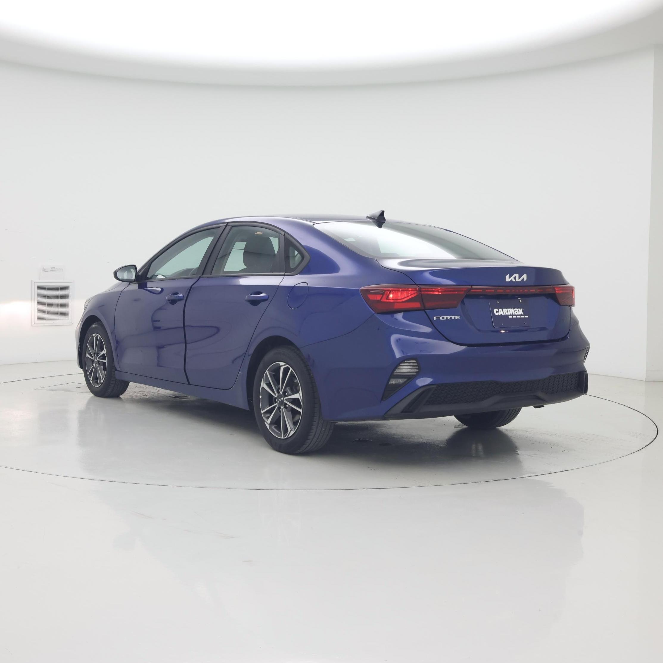 Thumbnail: 2024 Kia Forte - 2