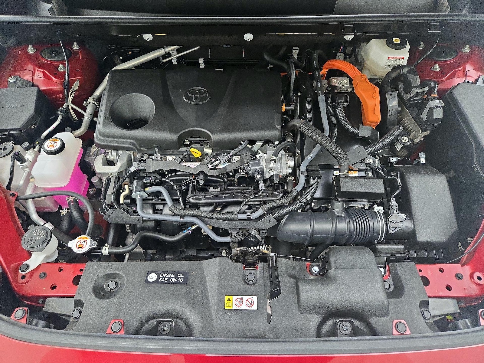2023 Toyota RAV4 LE - Photo 22