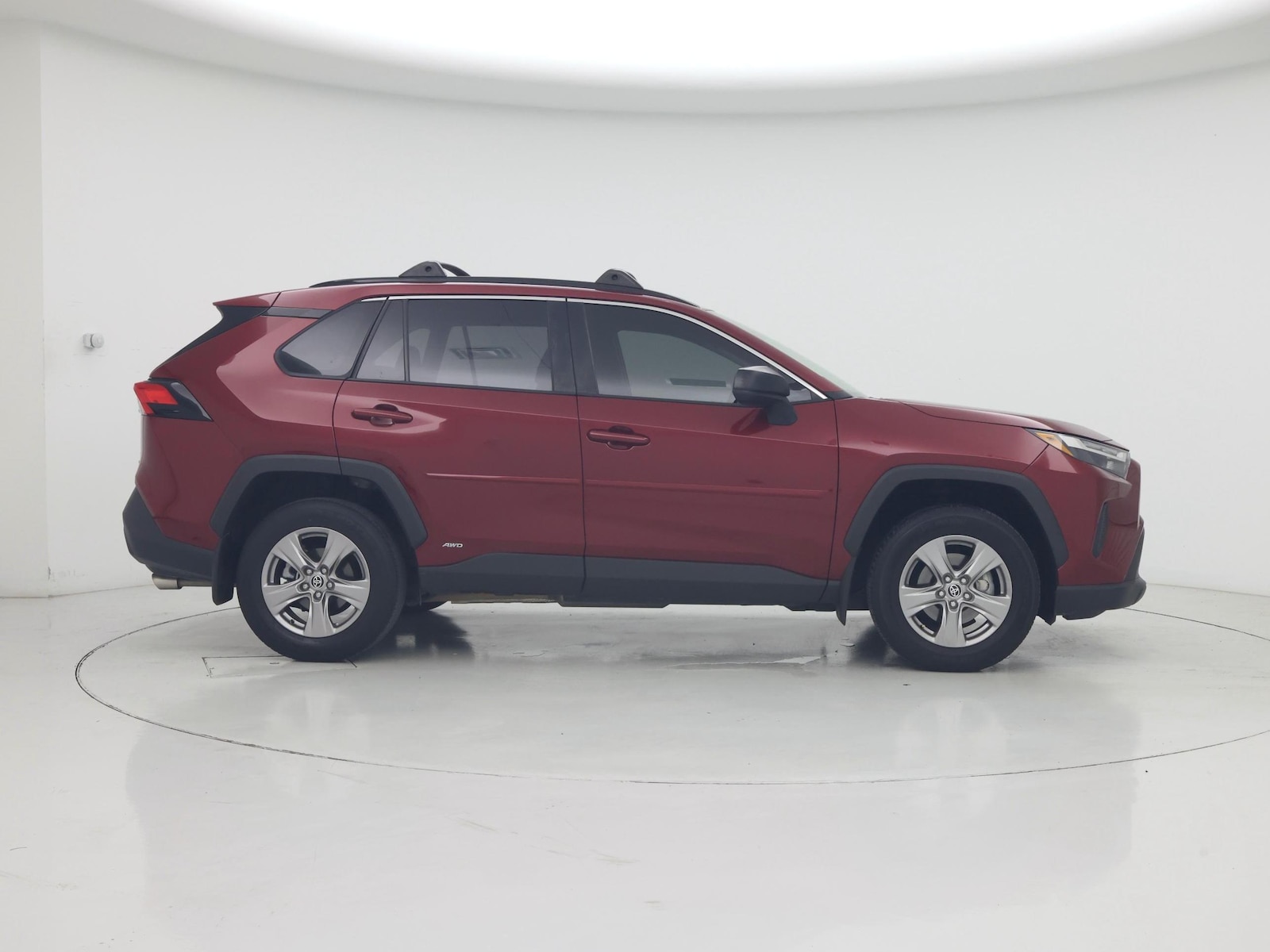 2023 Toyota RAV4 LE - Photo 8