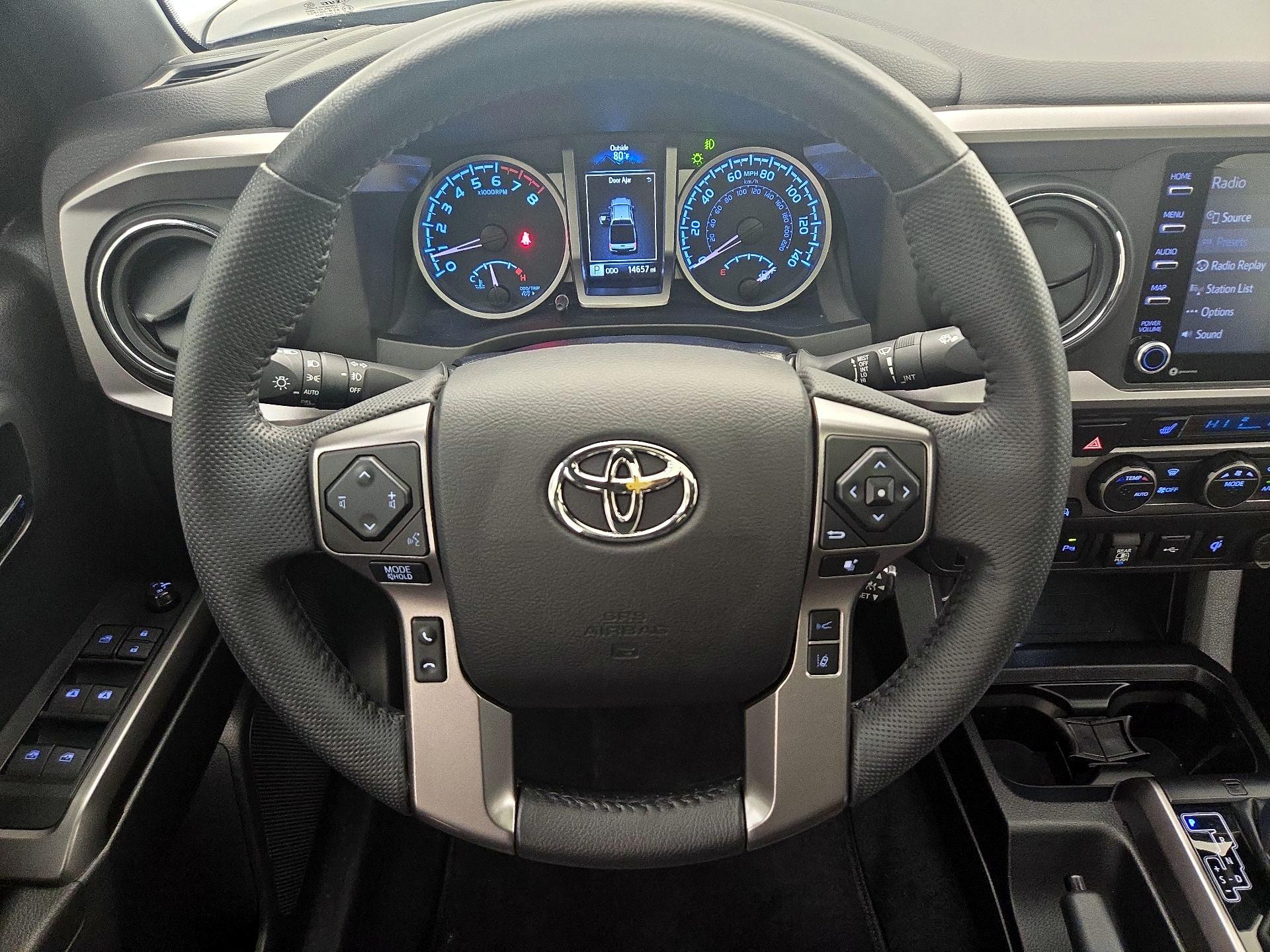 Thumbnail: 2022 Toyota Tacoma - 10