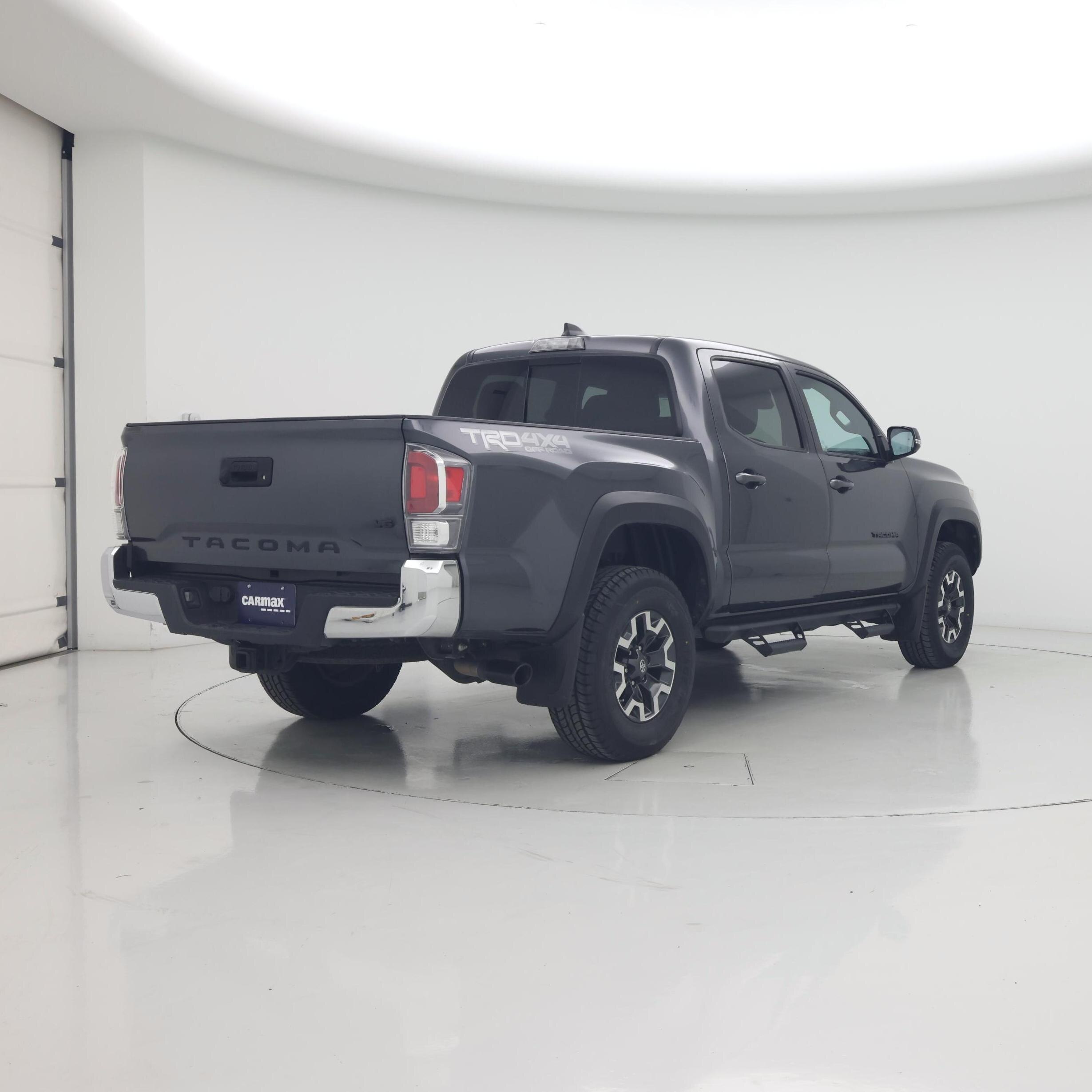 Thumbnail: 2022 Toyota Tacoma - 8