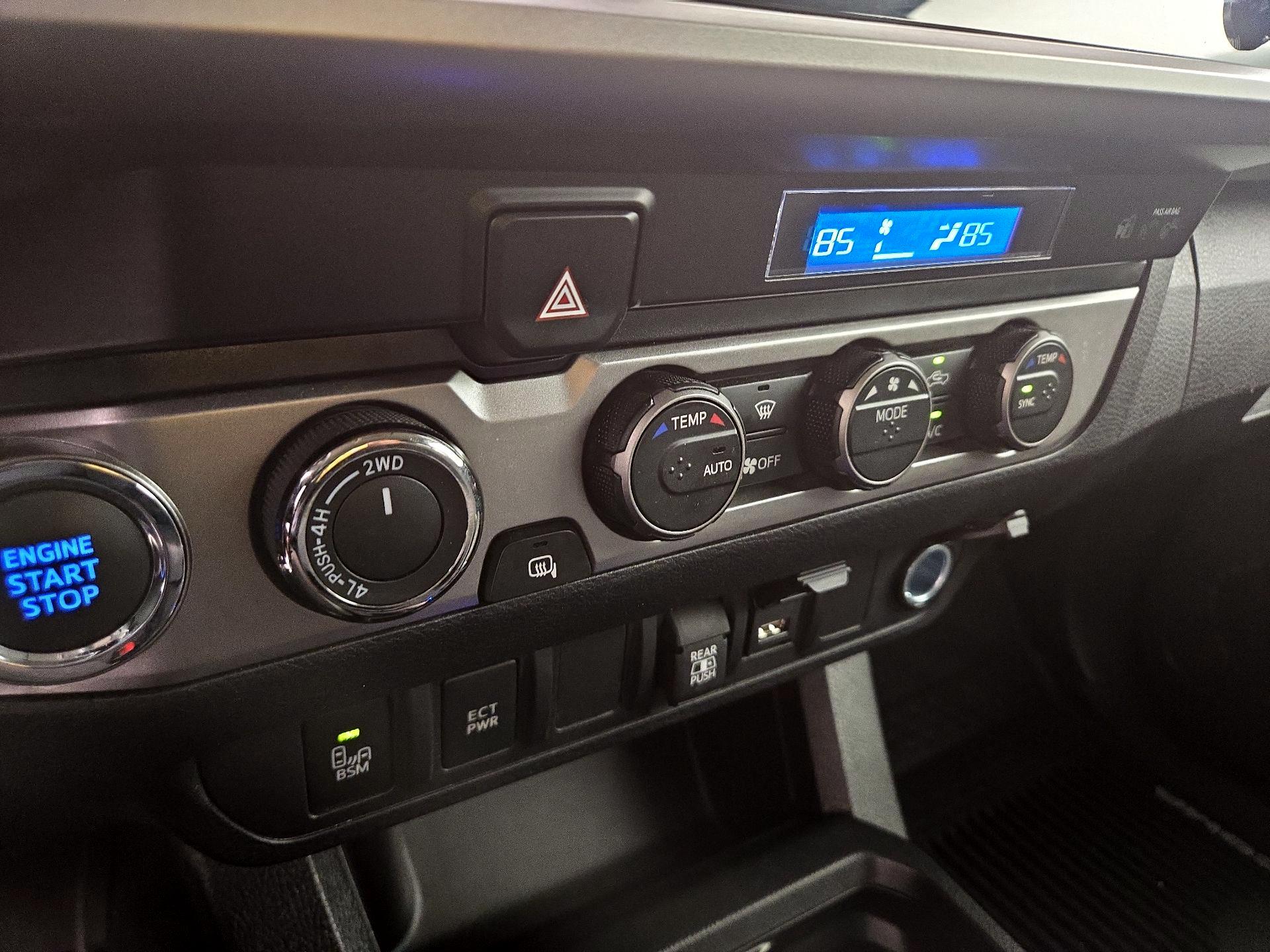 Thumbnail: 2023 Toyota Tacoma - 16