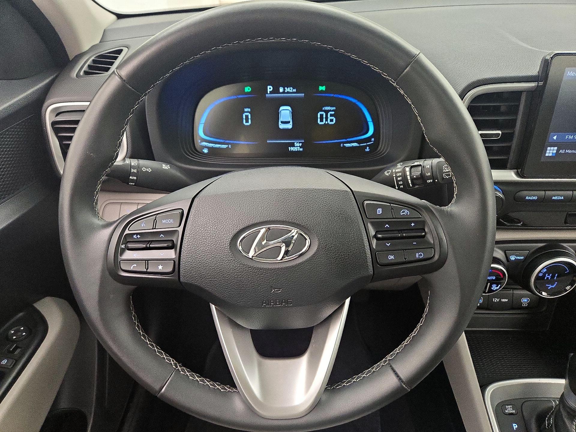 Thumbnail: 2025 Hyundai Venue - 10