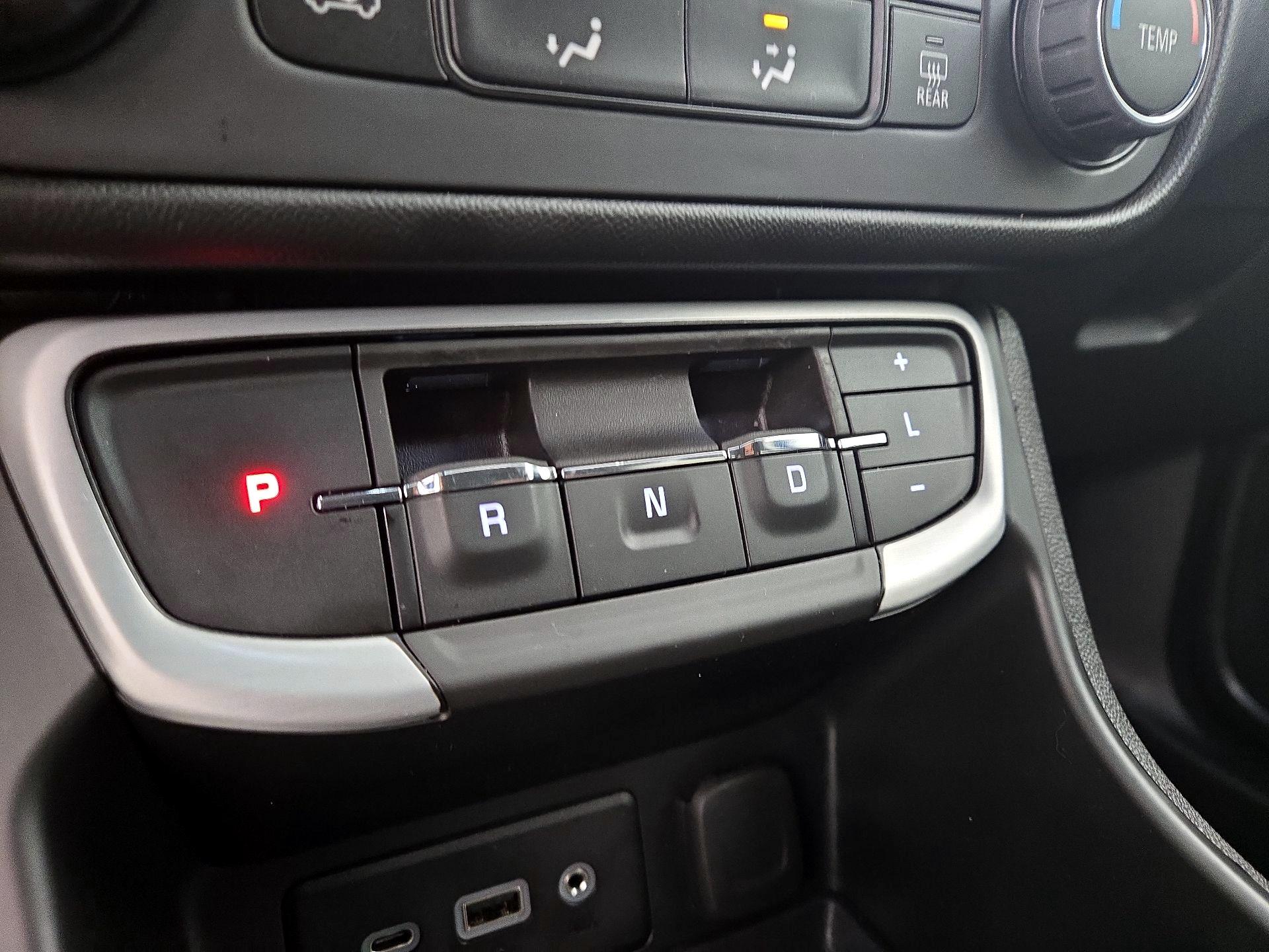 Thumbnail: 2022 GMC Terrain - 17