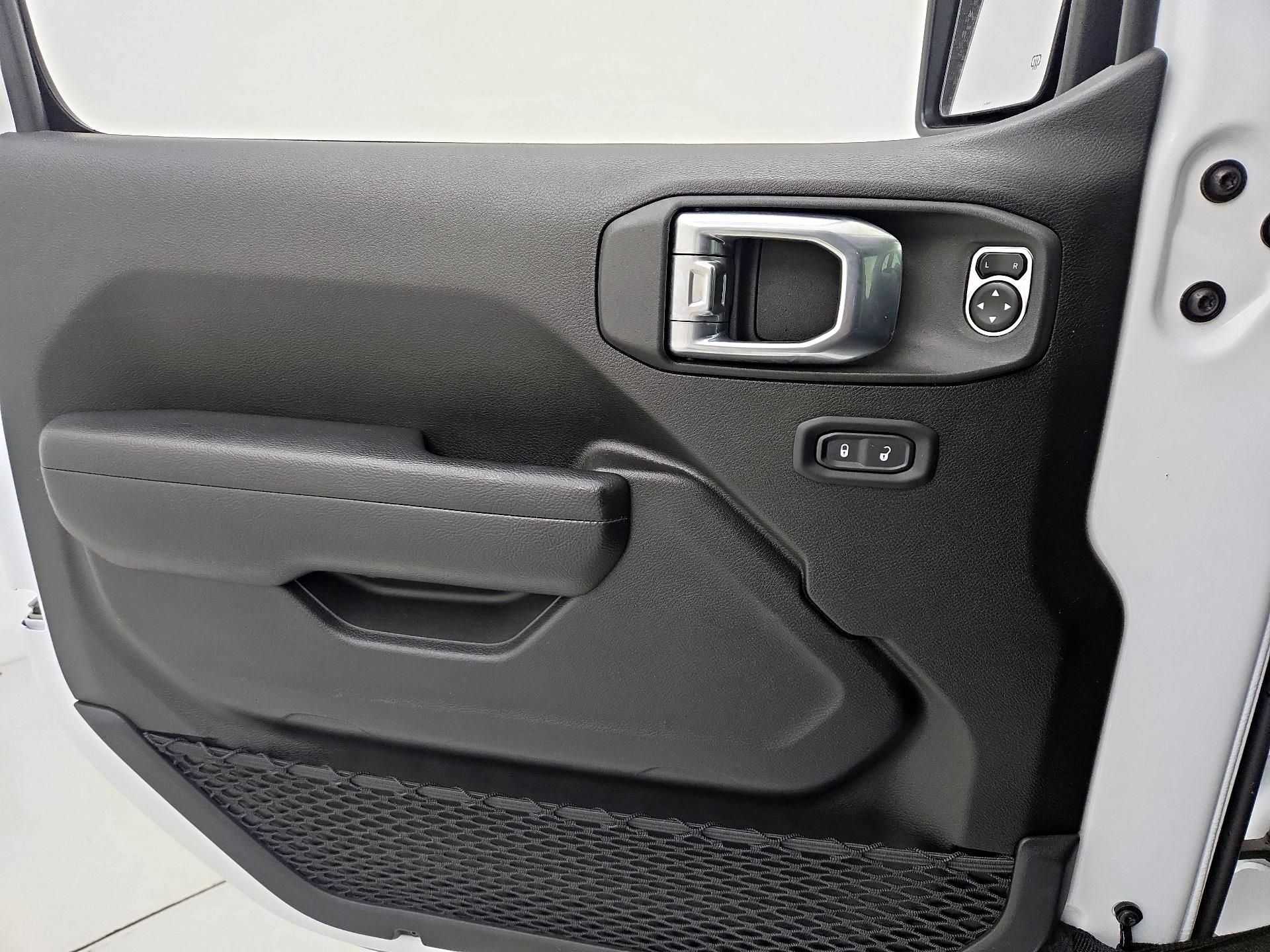 Thumbnail: 2024 Jeep Wrangler - 12