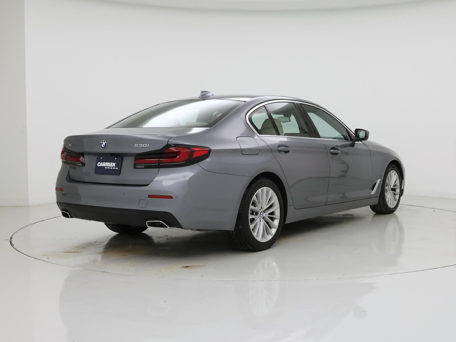 2022 BMW 5 Series 530i - Photo 9