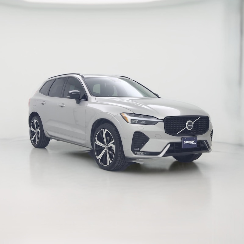 2023 Volvo XC60 B5 Ultimate Dark Theme