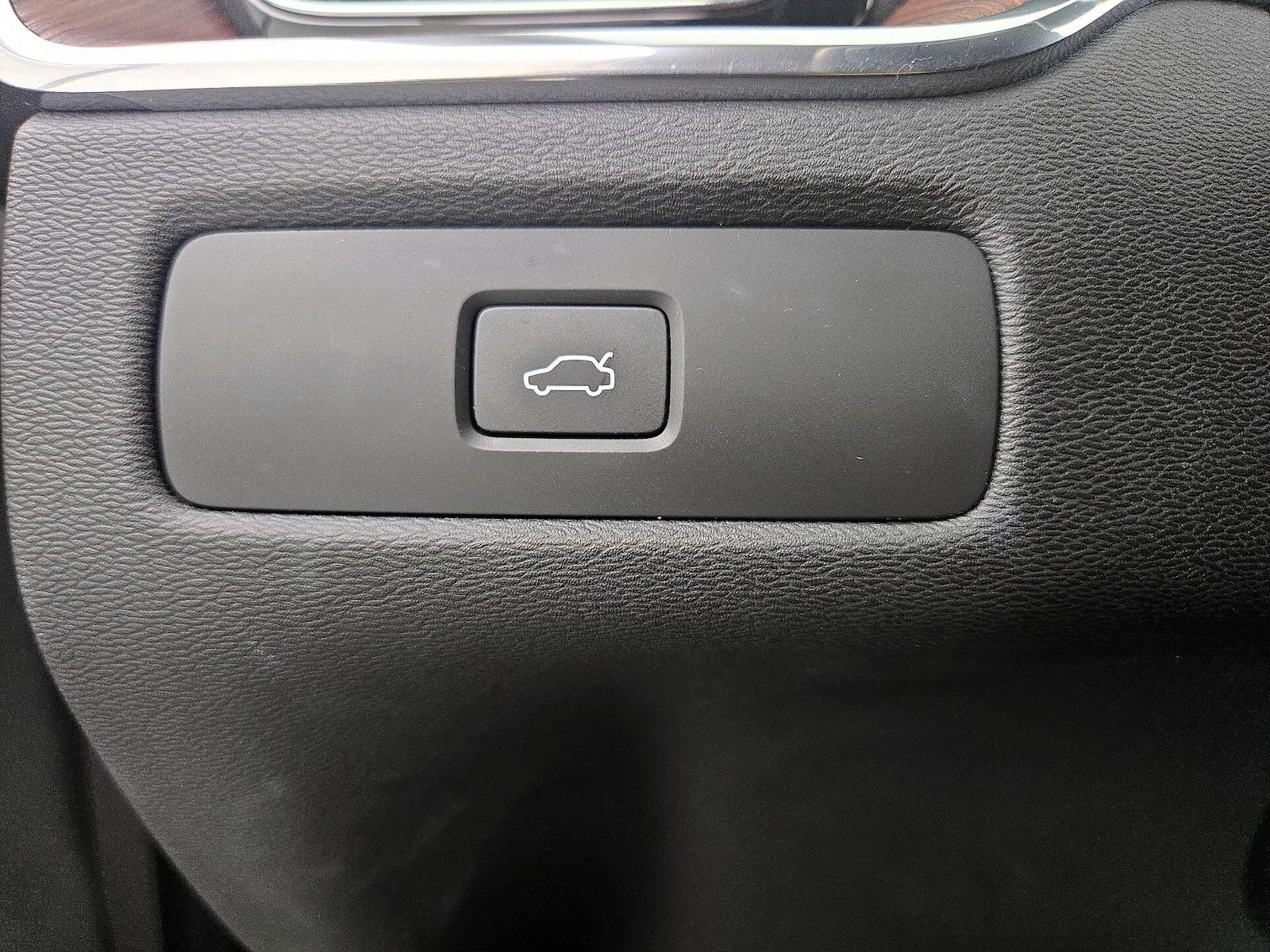 2023 Volvo XC60 Ultimate - Photo 14