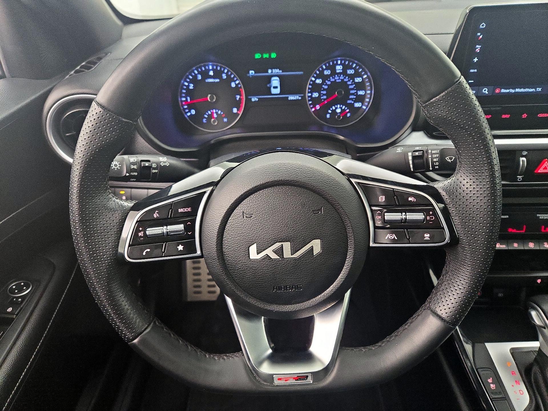 Thumbnail: 2023 Kia Forte - 10