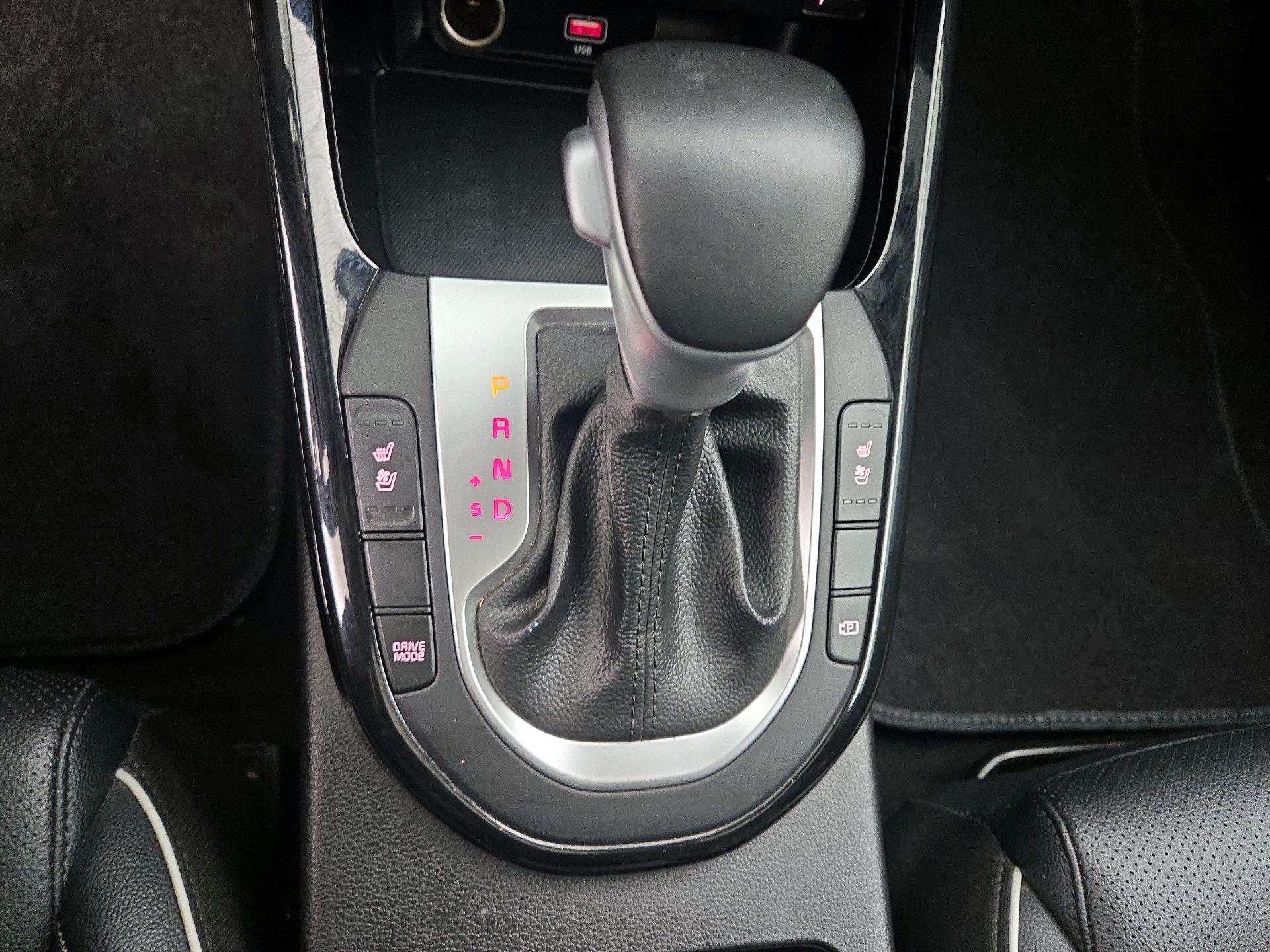 Thumbnail: 2023 Kia Forte - 18