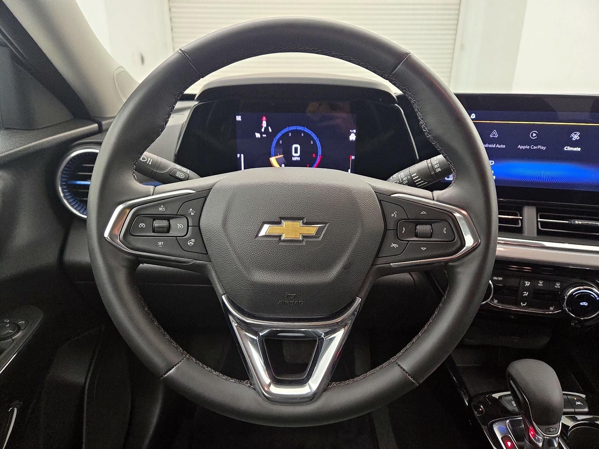 Thumbnail: 2025 Chevrolet Trax - 10