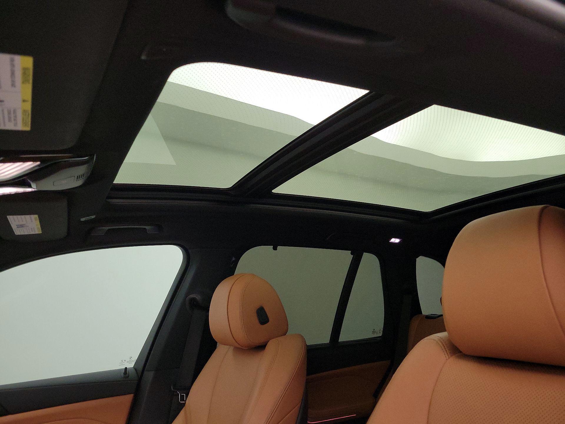 Thumbnail: 2022 BMW X5 - 20