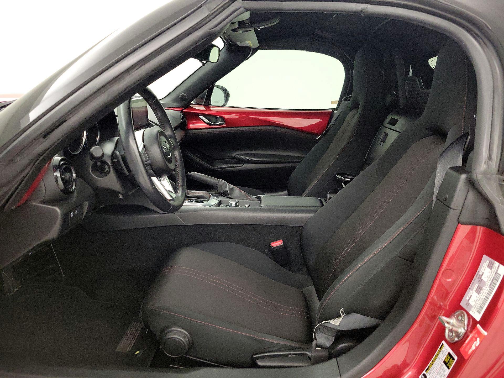 Thumbnail: 2016 Mazda MX-5 Miata - 11