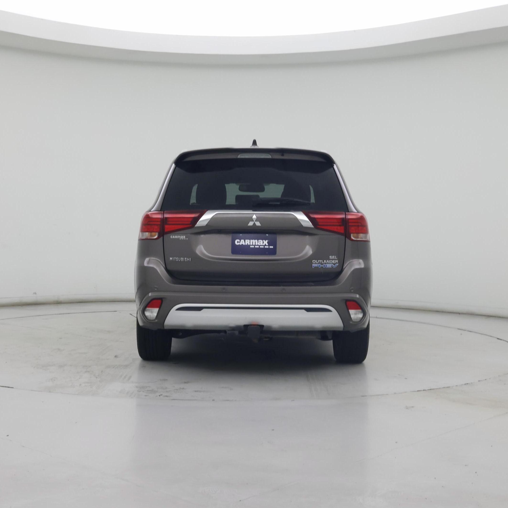Thumbnail: 2019 Mitsubishi Outlander - 6