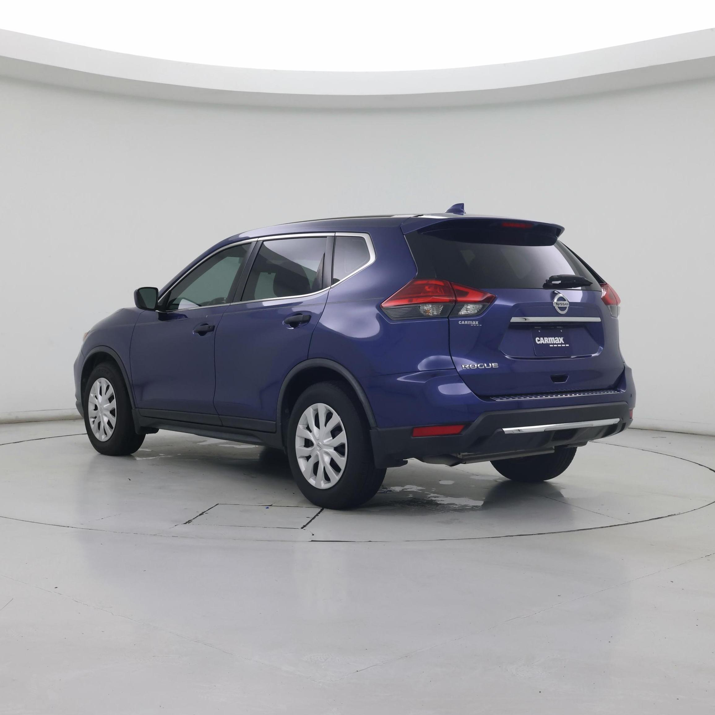 Thumbnail: 2017 Nissan Rogue - 2
