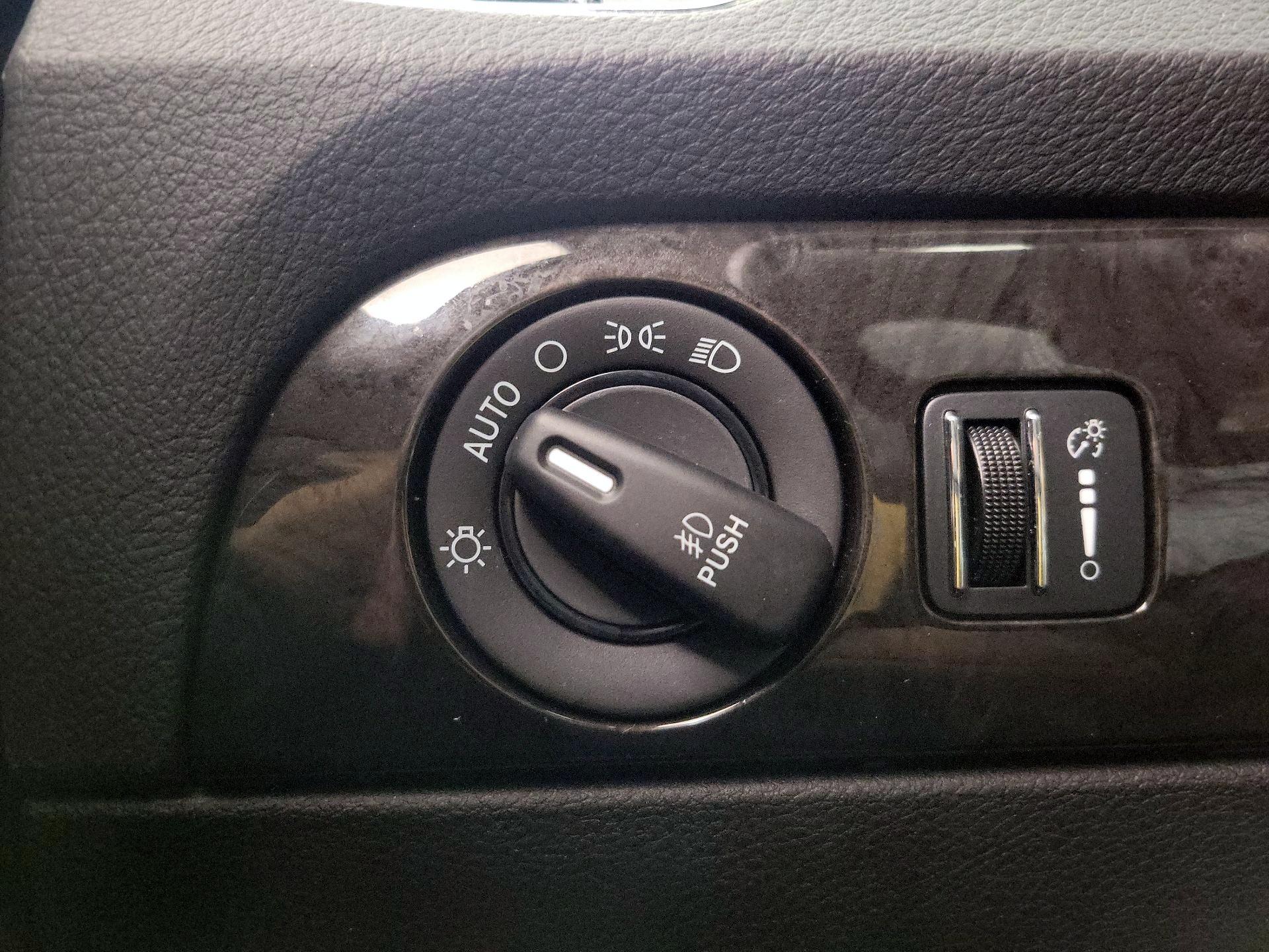 Thumbnail: 2015 Dodge Durango - 13