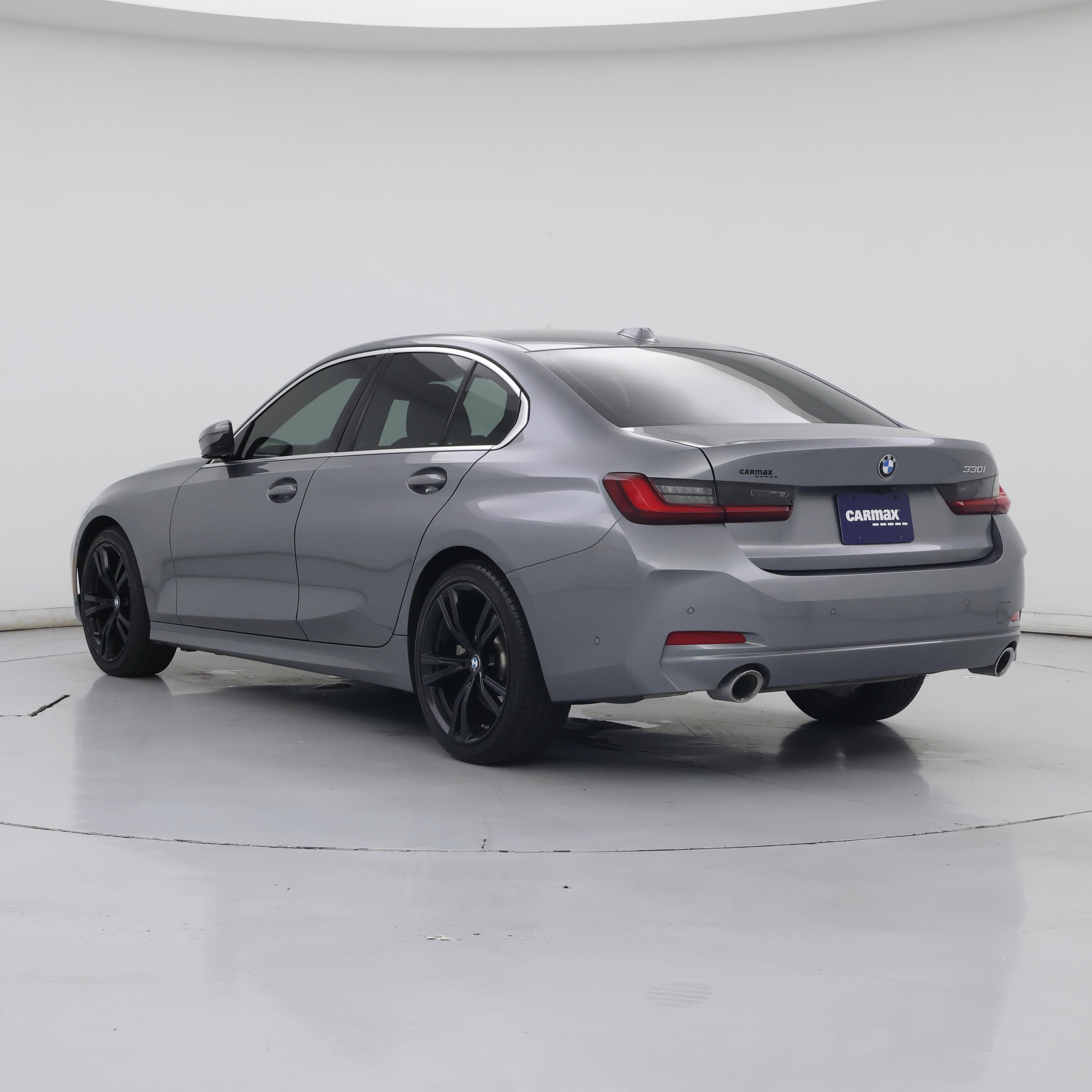 Thumbnail: 2024 BMW 3 Series - 2