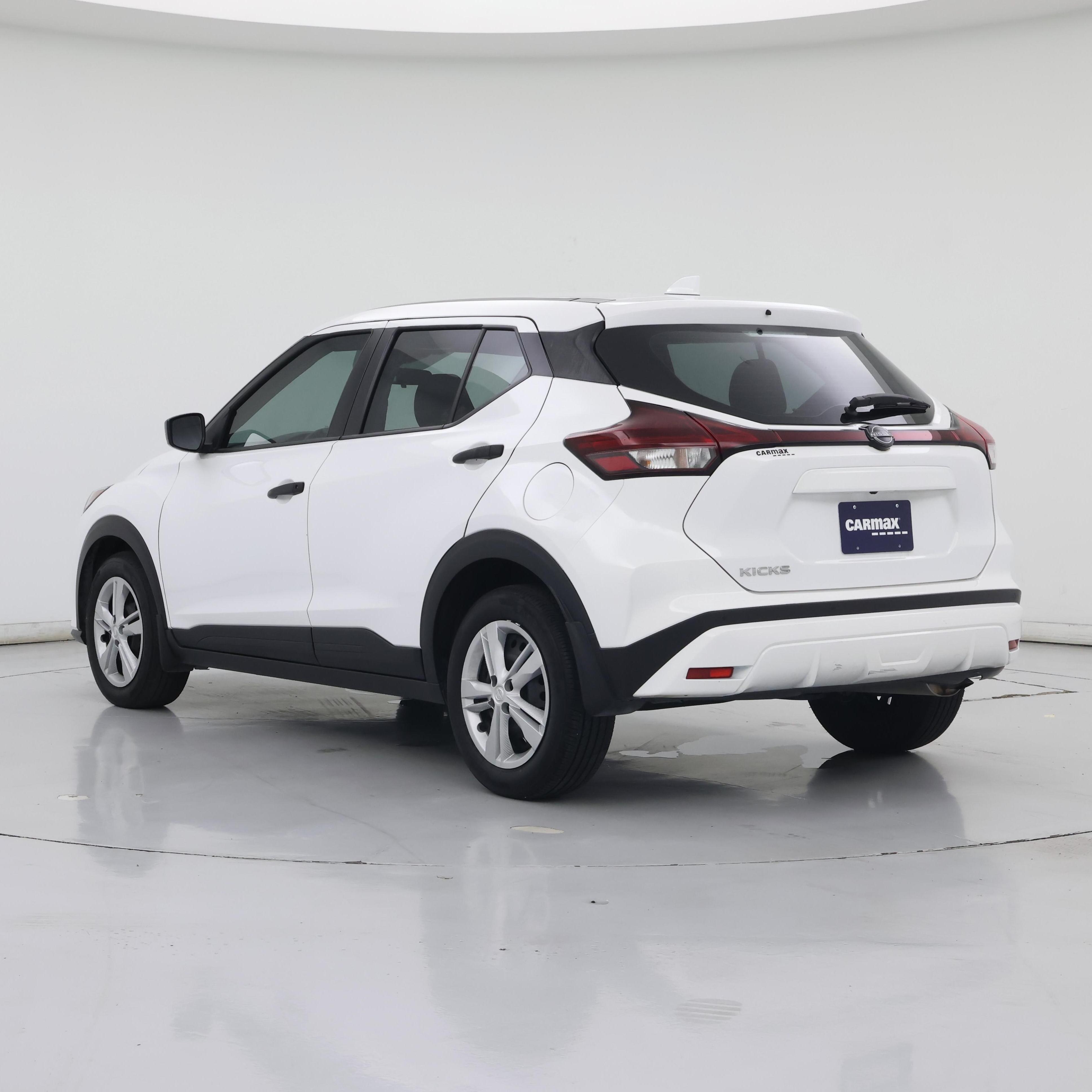 Thumbnail: 2024 Nissan Kicks - 2