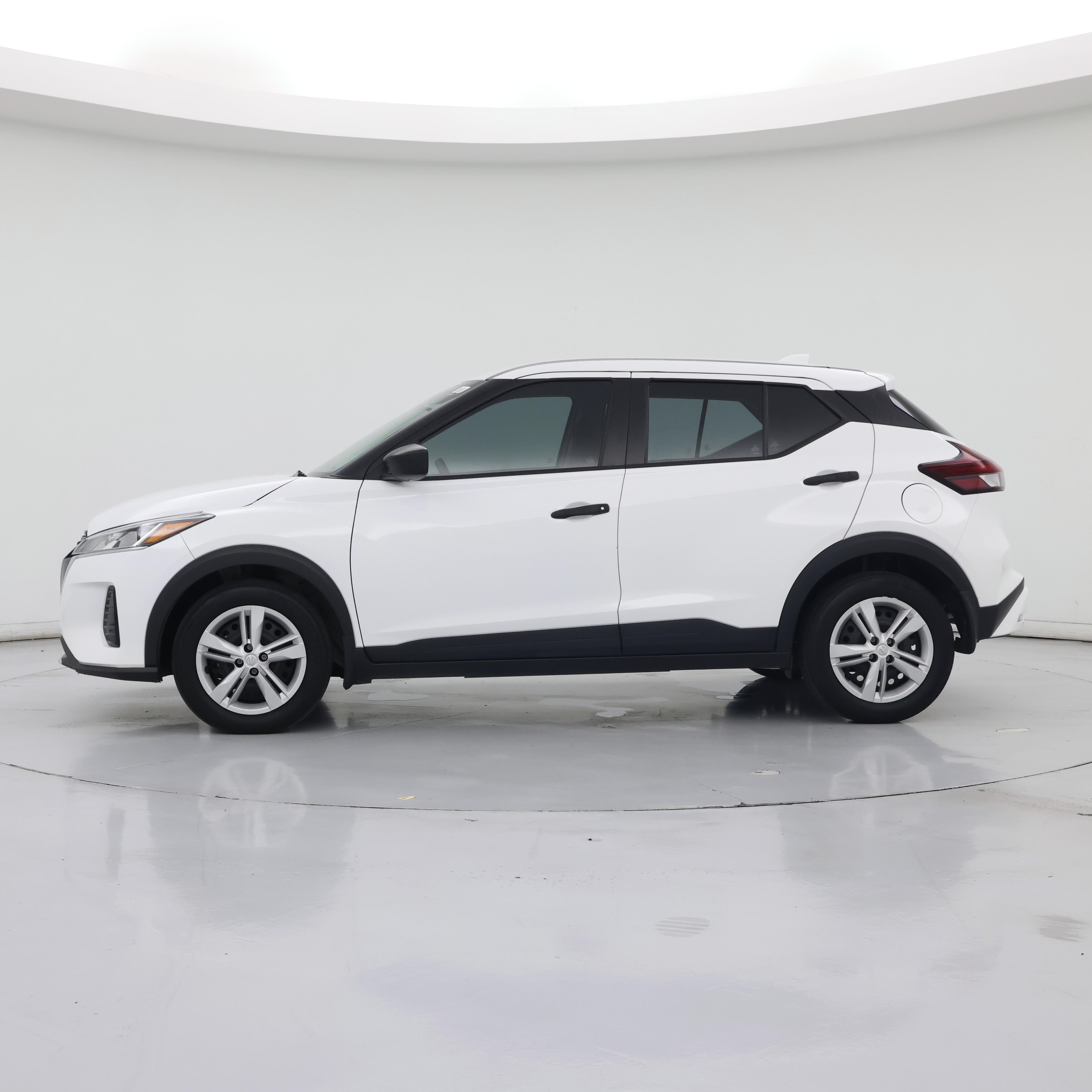 Thumbnail: 2024 Nissan Kicks - 3