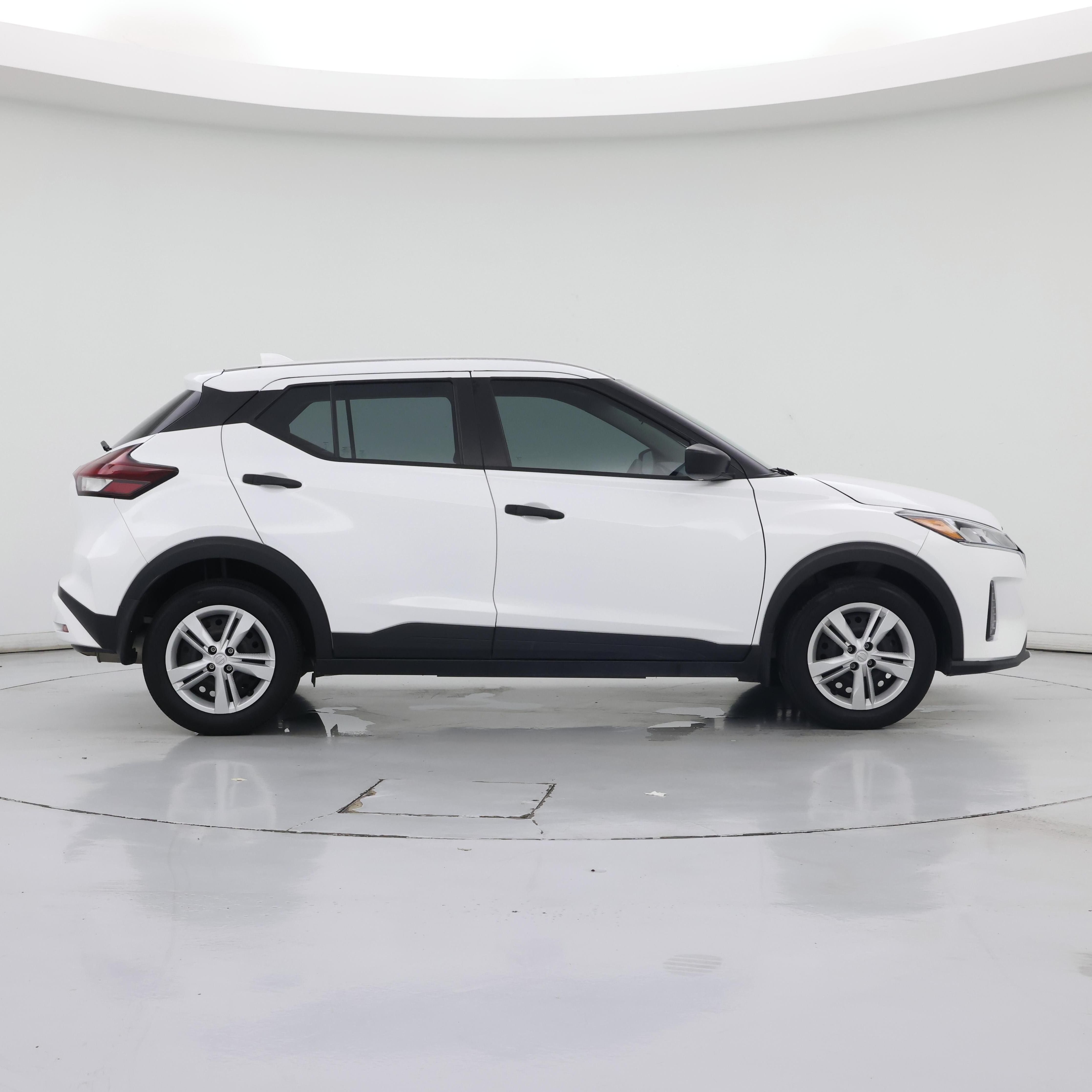 Thumbnail: 2024 Nissan Kicks - 7