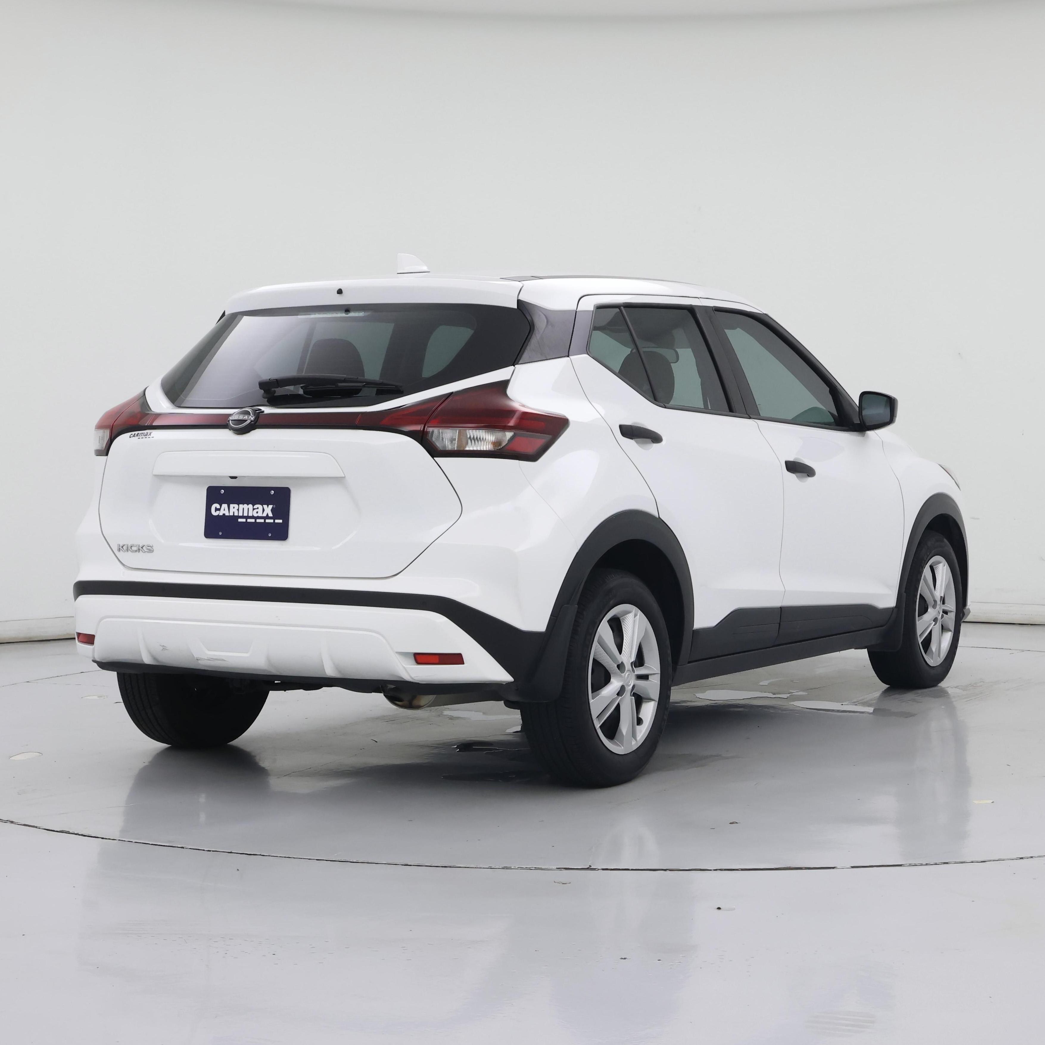 Thumbnail: 2024 Nissan Kicks - 8