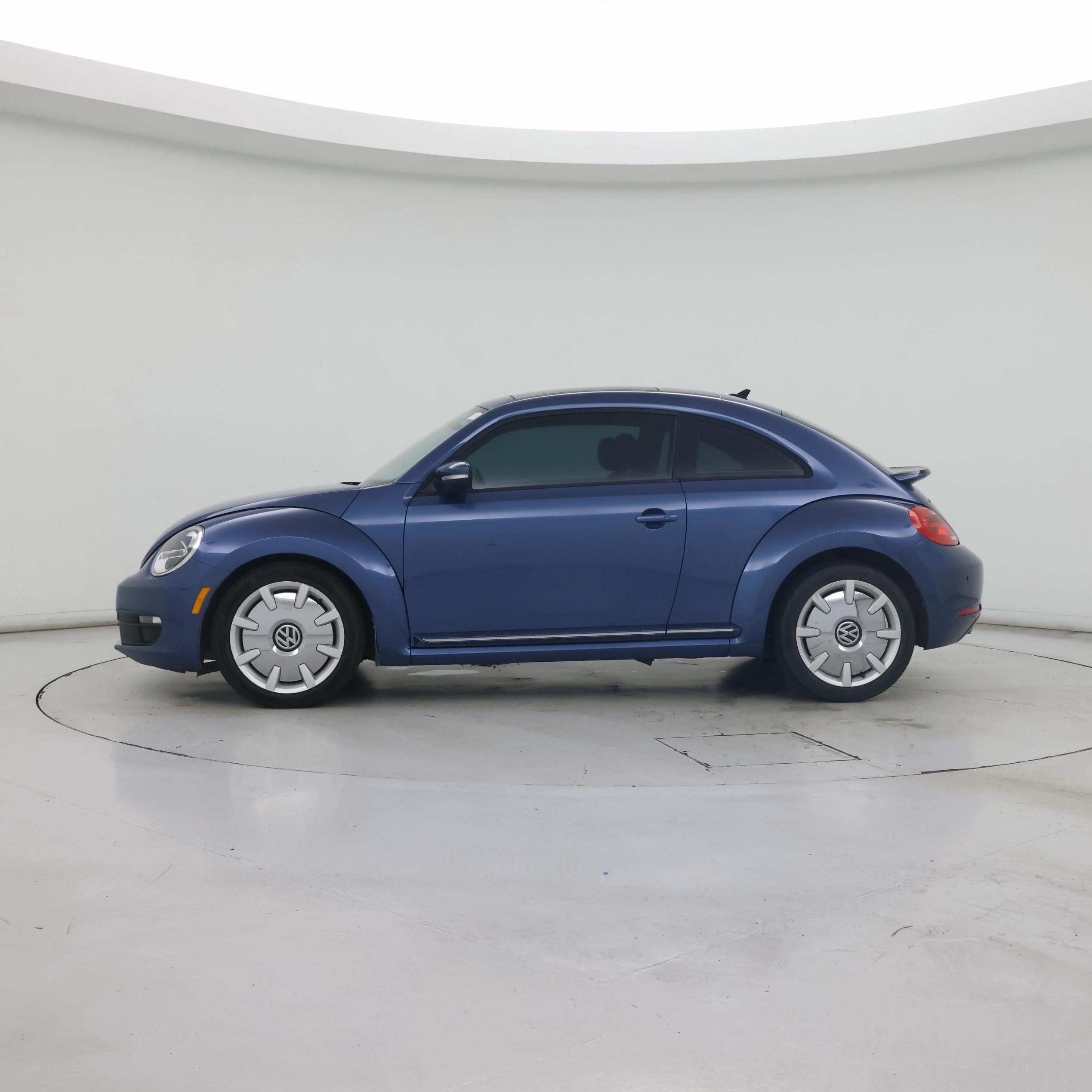 Thumbnail: 2016 Volkswagen Beetle - 3