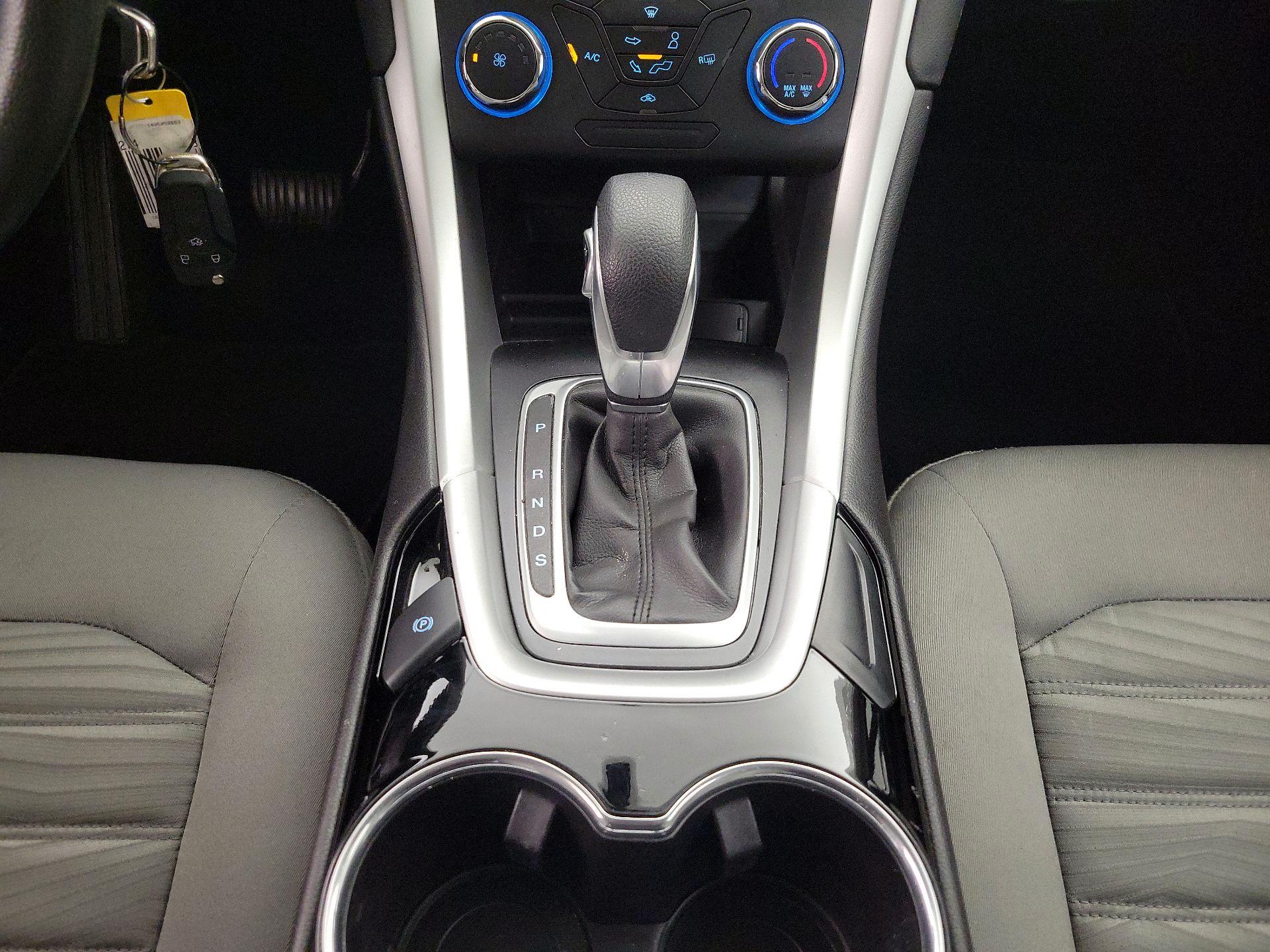 Thumbnail: 2016 Ford Fusion - 17