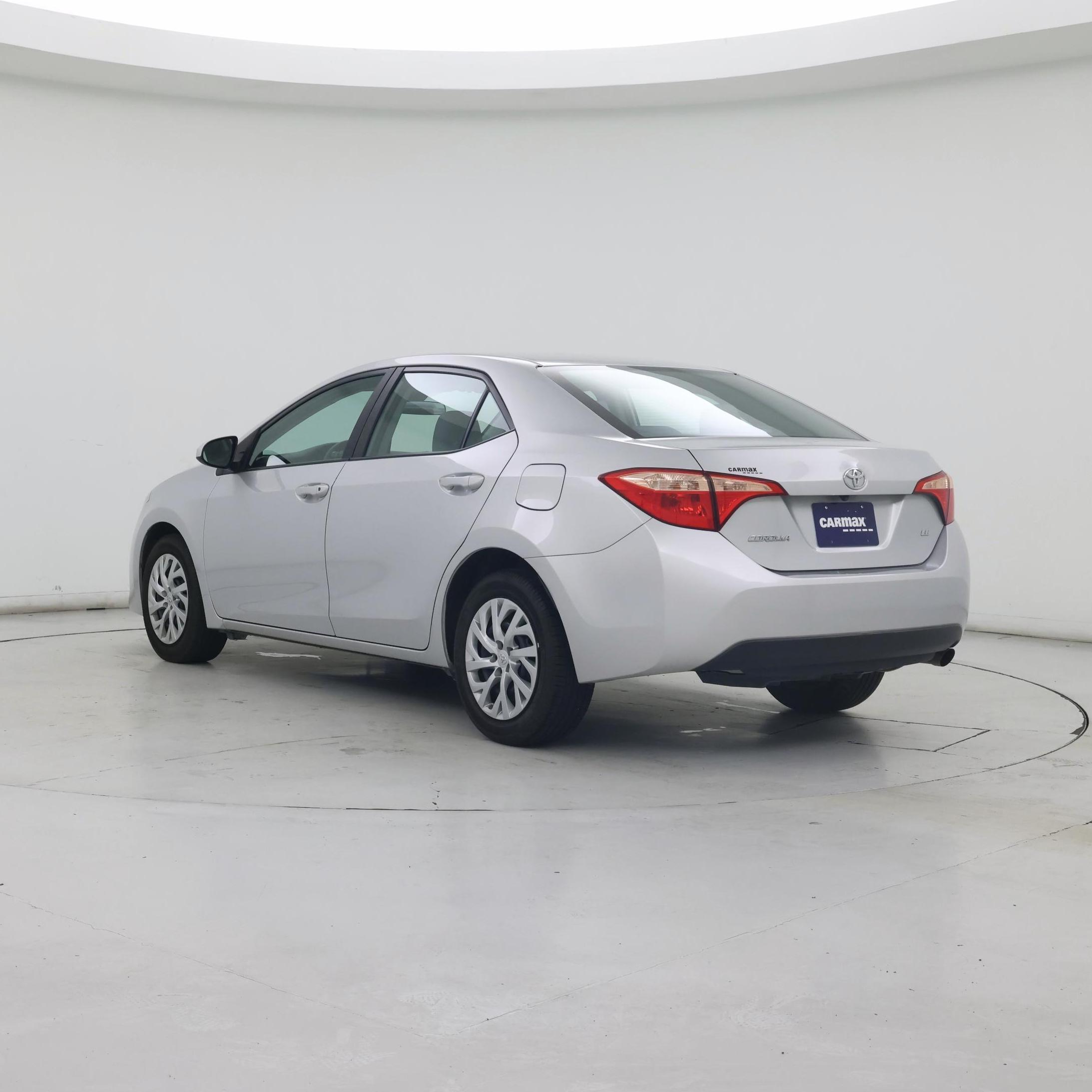 Thumbnail: 2017 Toyota Corolla - 2