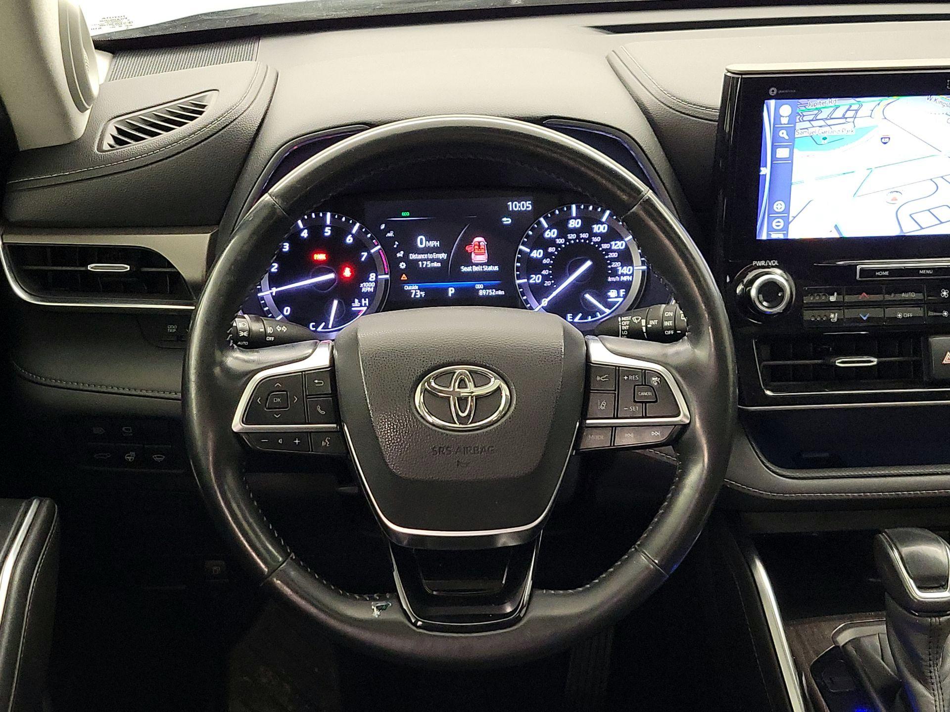 Thumbnail: 2020 Toyota Highlander - 10